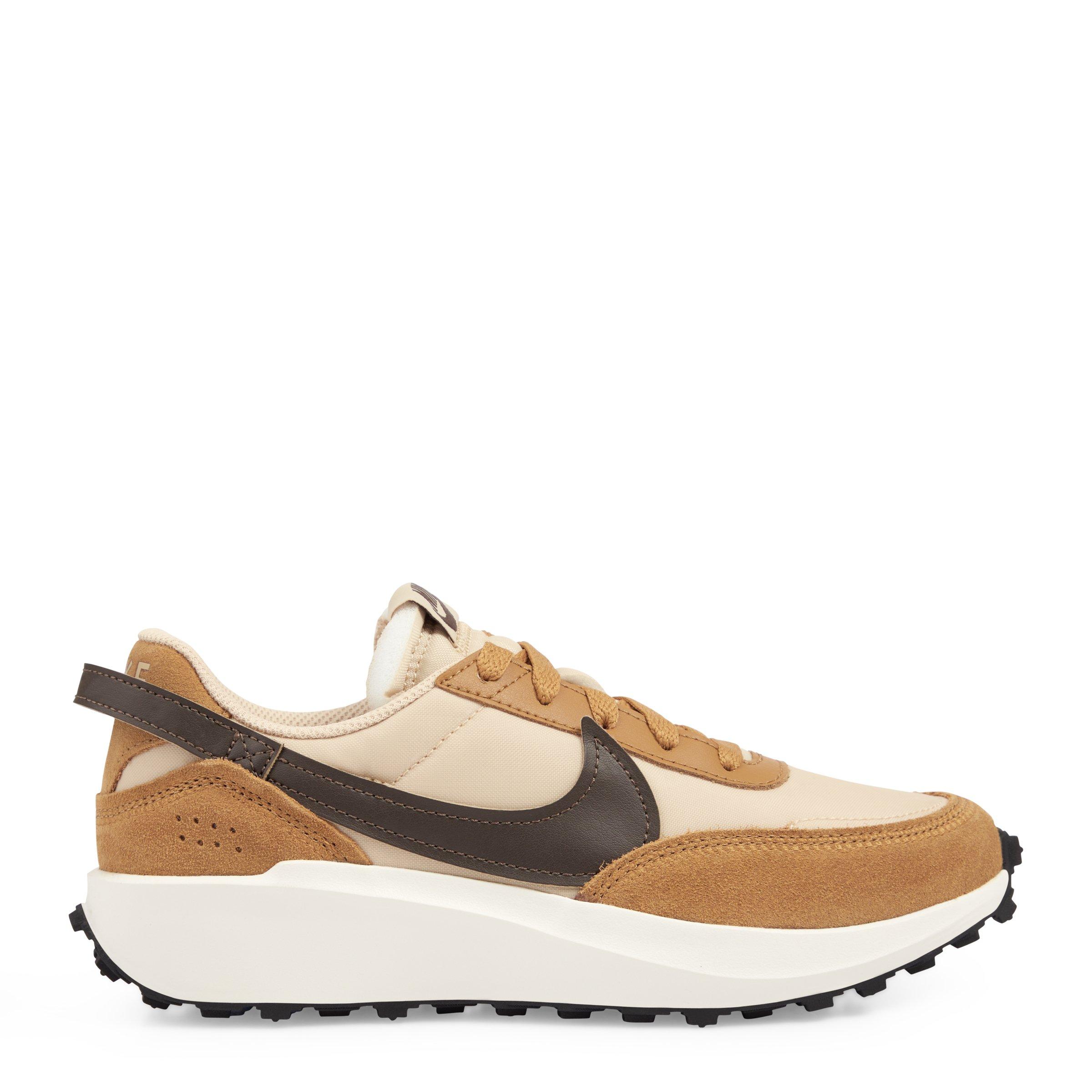 Nike waffle clearance sneakers