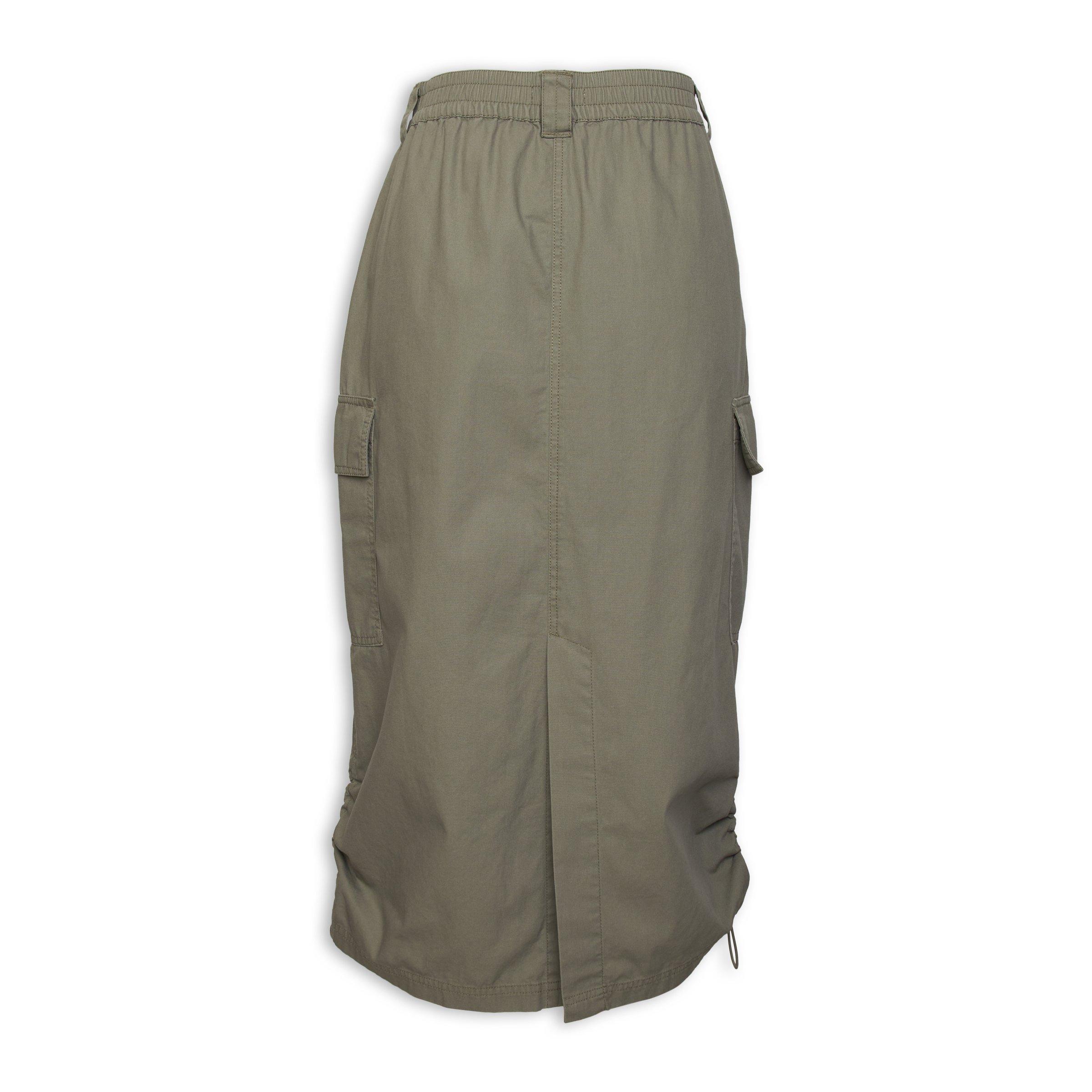 A line outlet utility skirt