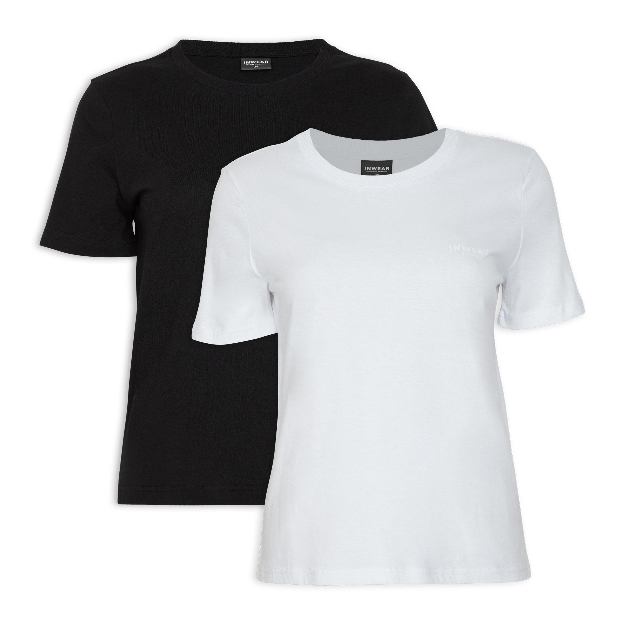 2 white t shirts 2025