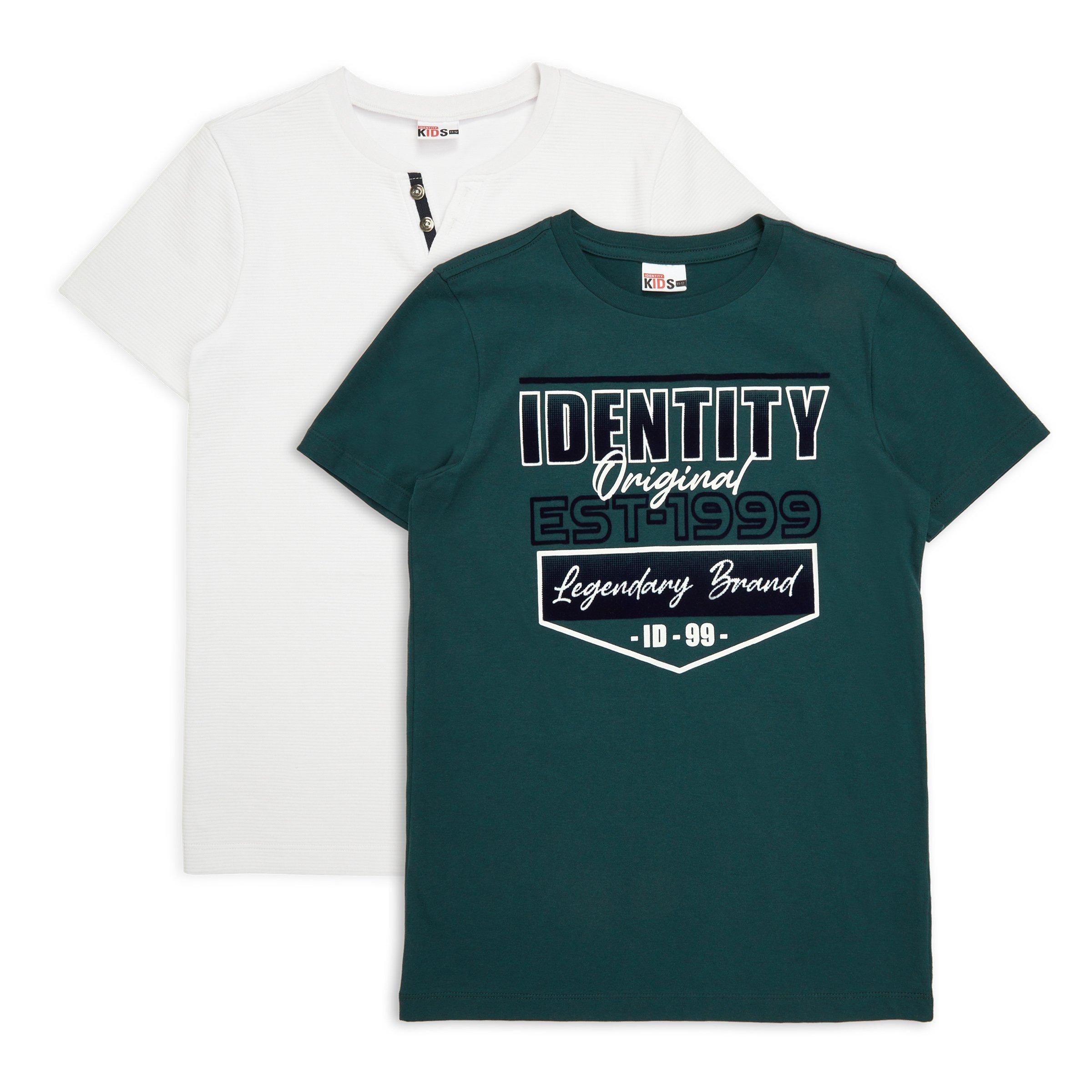 Boys tee’s new in good pack