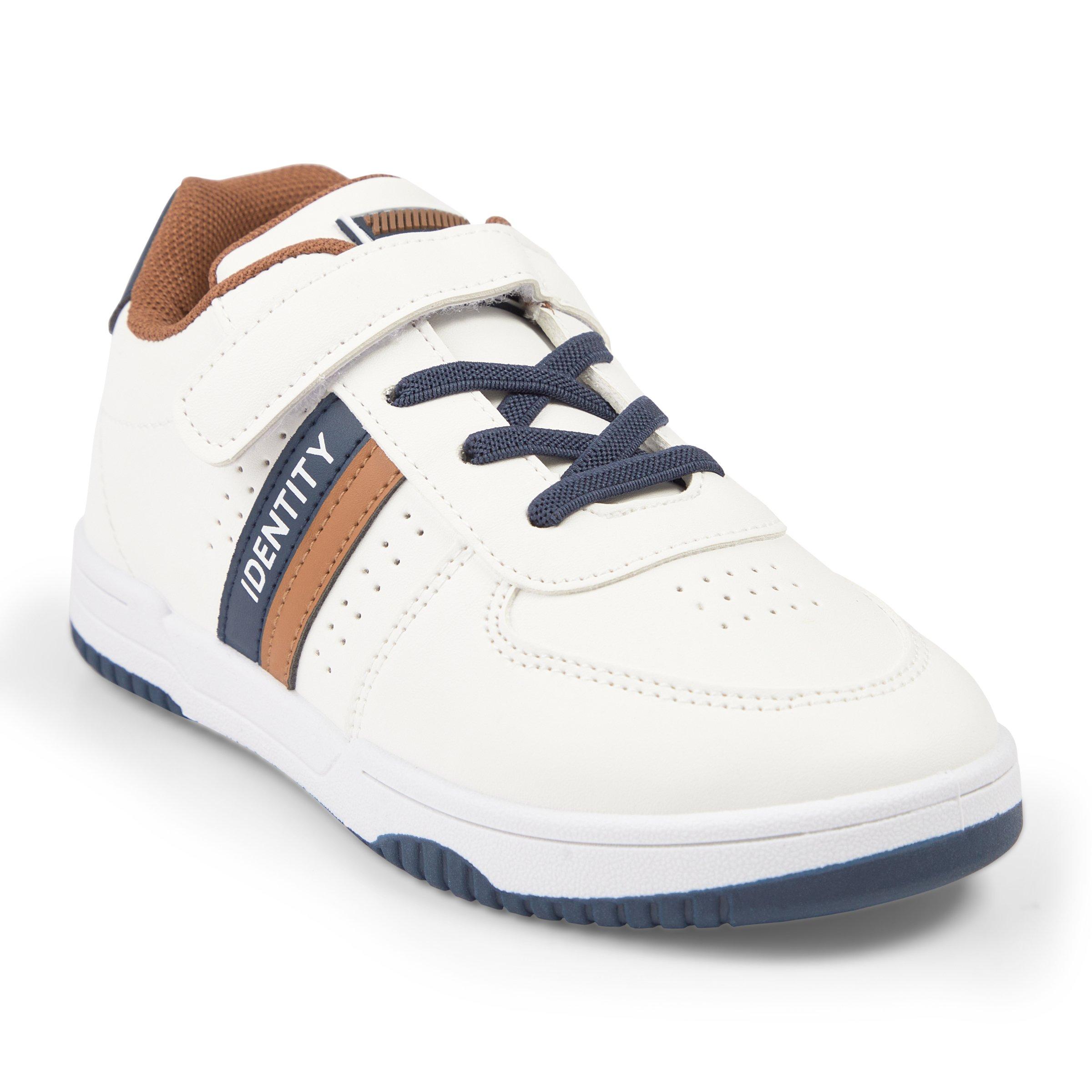 Boys all white hot sale tennis shoes