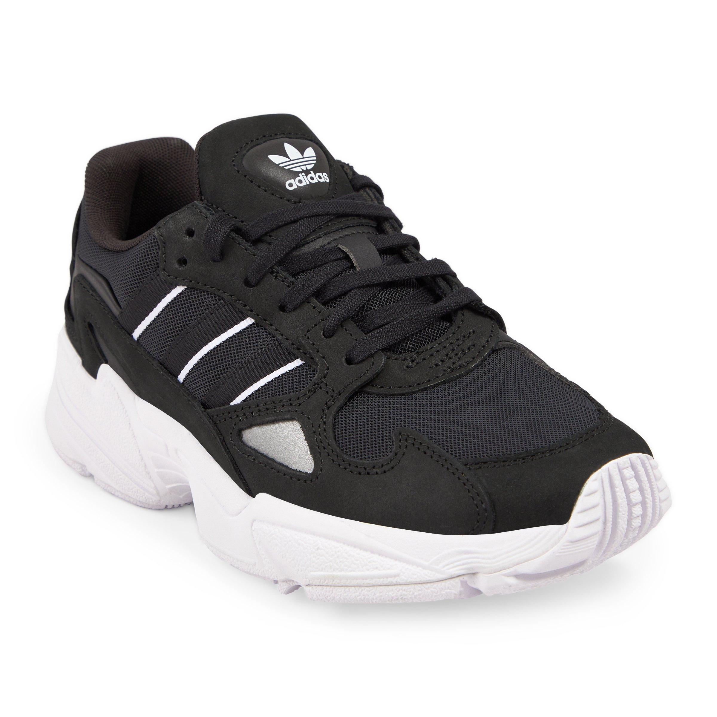 Basket femme adidas falcon sales