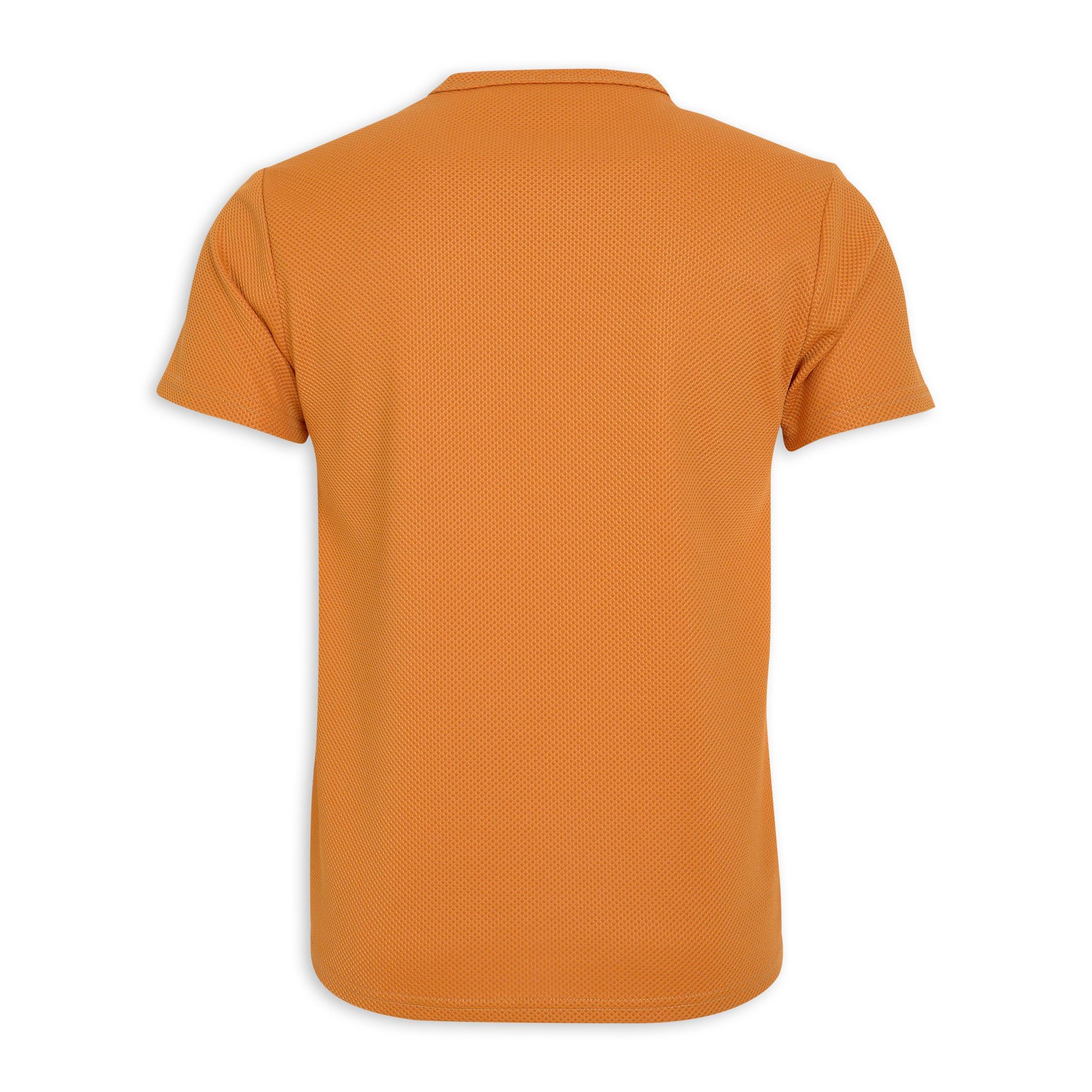 Orange colour ki t-shirt hotsell