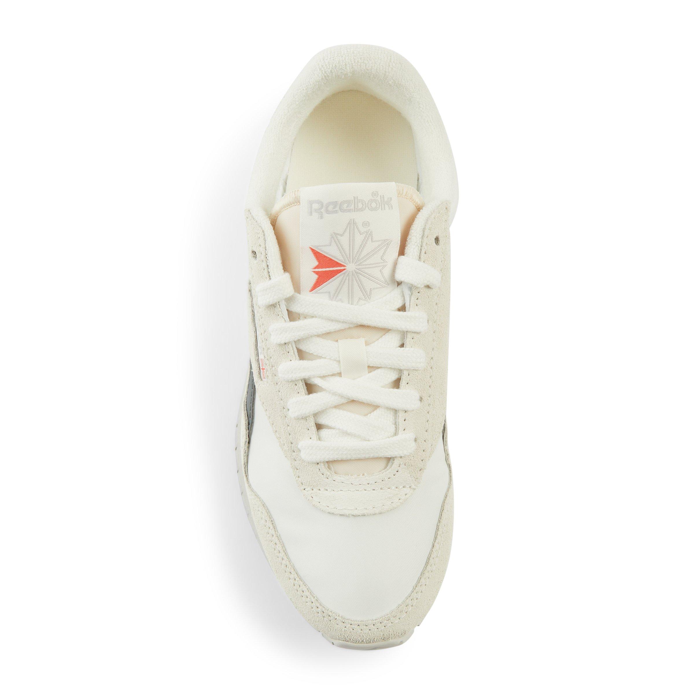 Classic AZ Sneaker (3184395) | Reebok