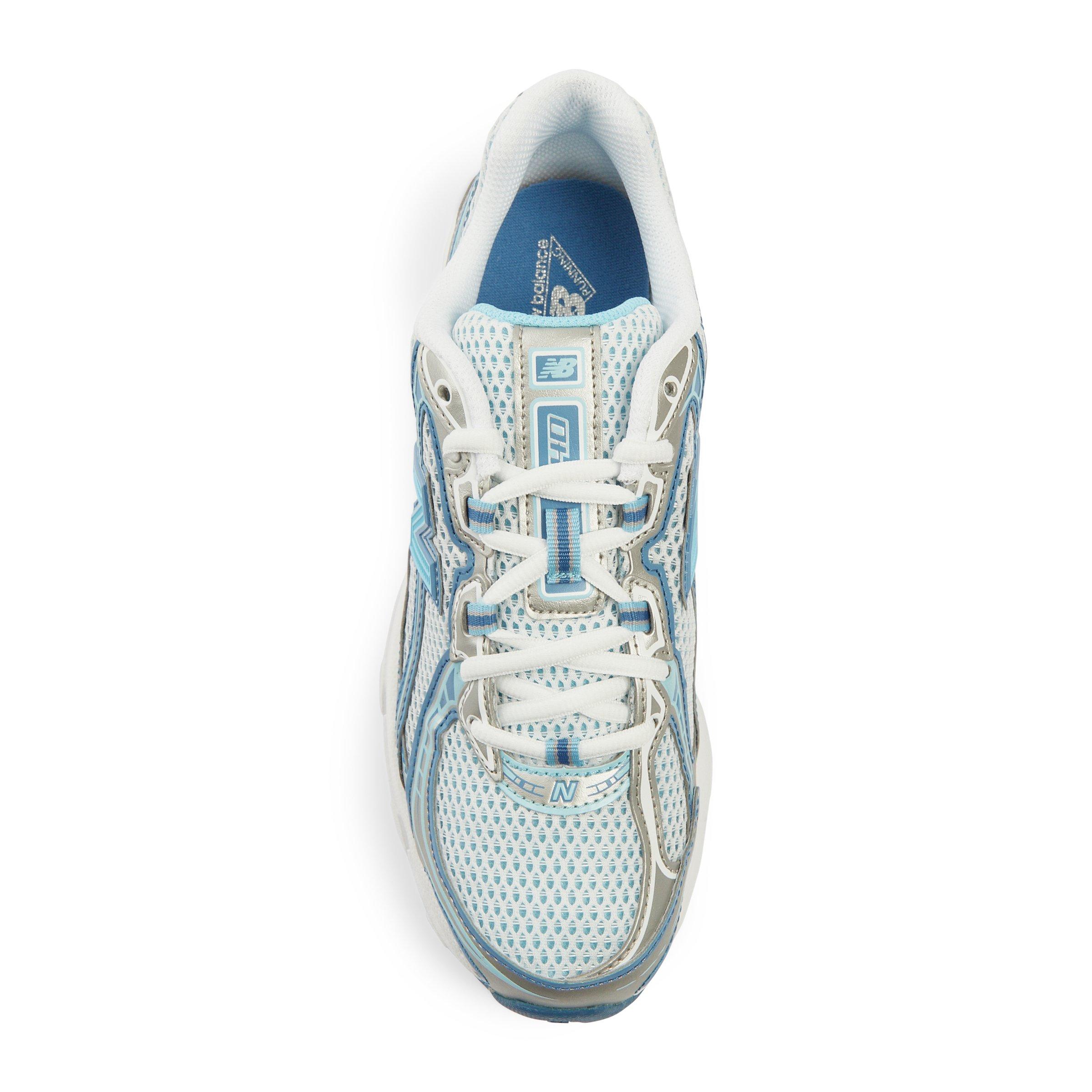 740 (3185802) | New Balance