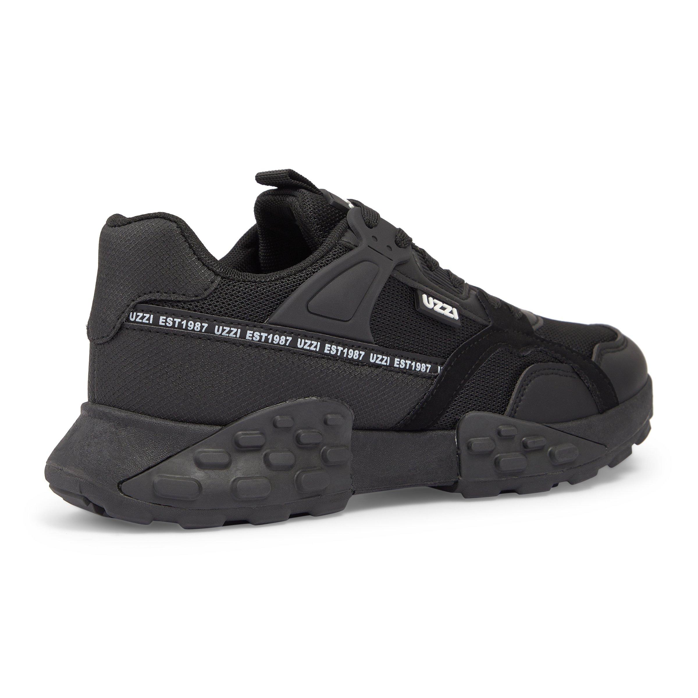 Black Runner Sneakers (3187612) | UZZI
