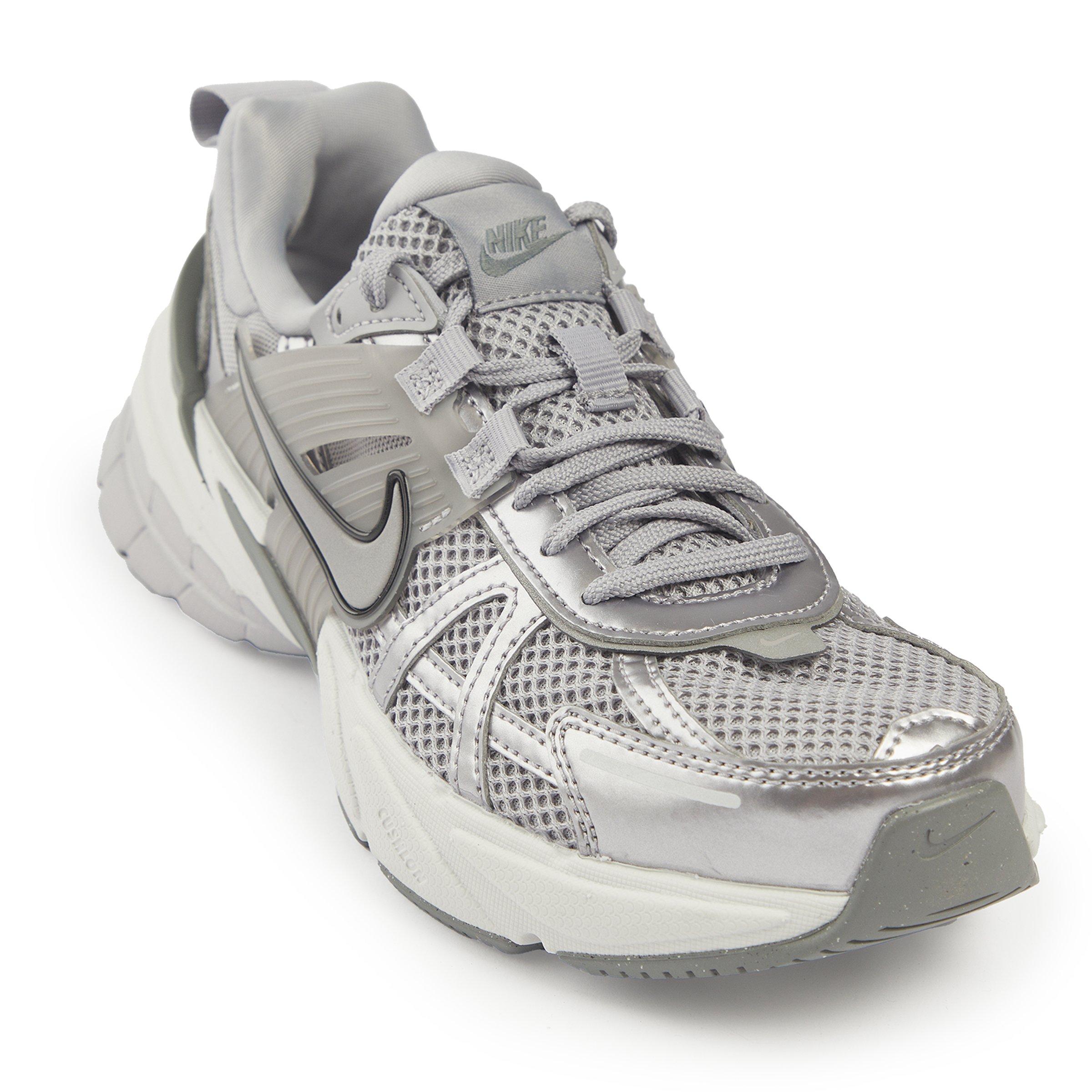 Grey V2K Run (3198283) | Nike