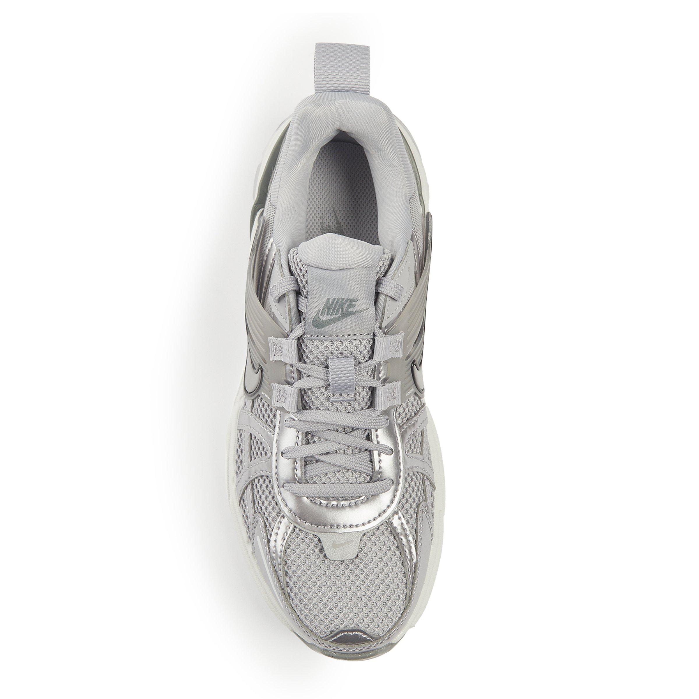 VALKEE 2 シルバー Grey V2K Run (3198283) | Nike