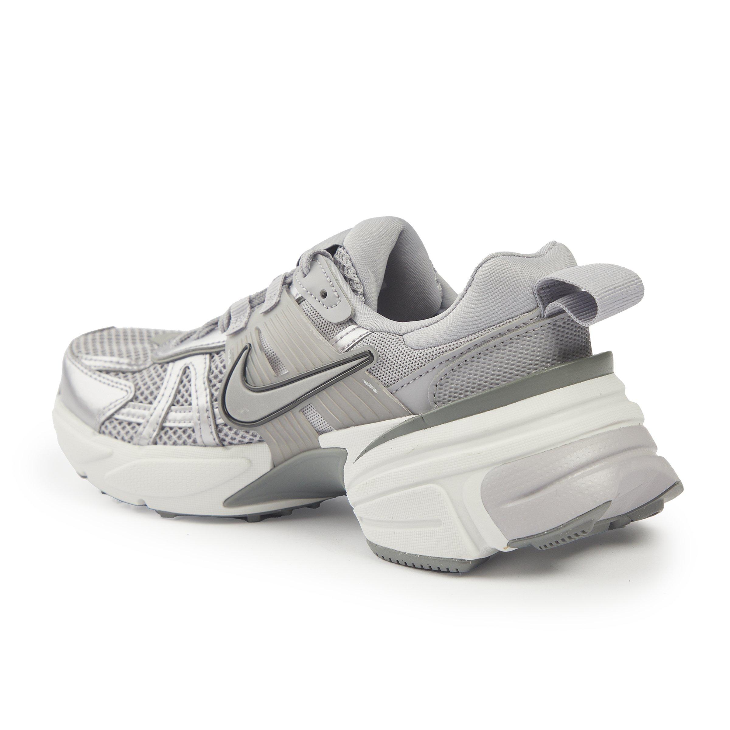 Grey V2K Run (3198283) | Nike