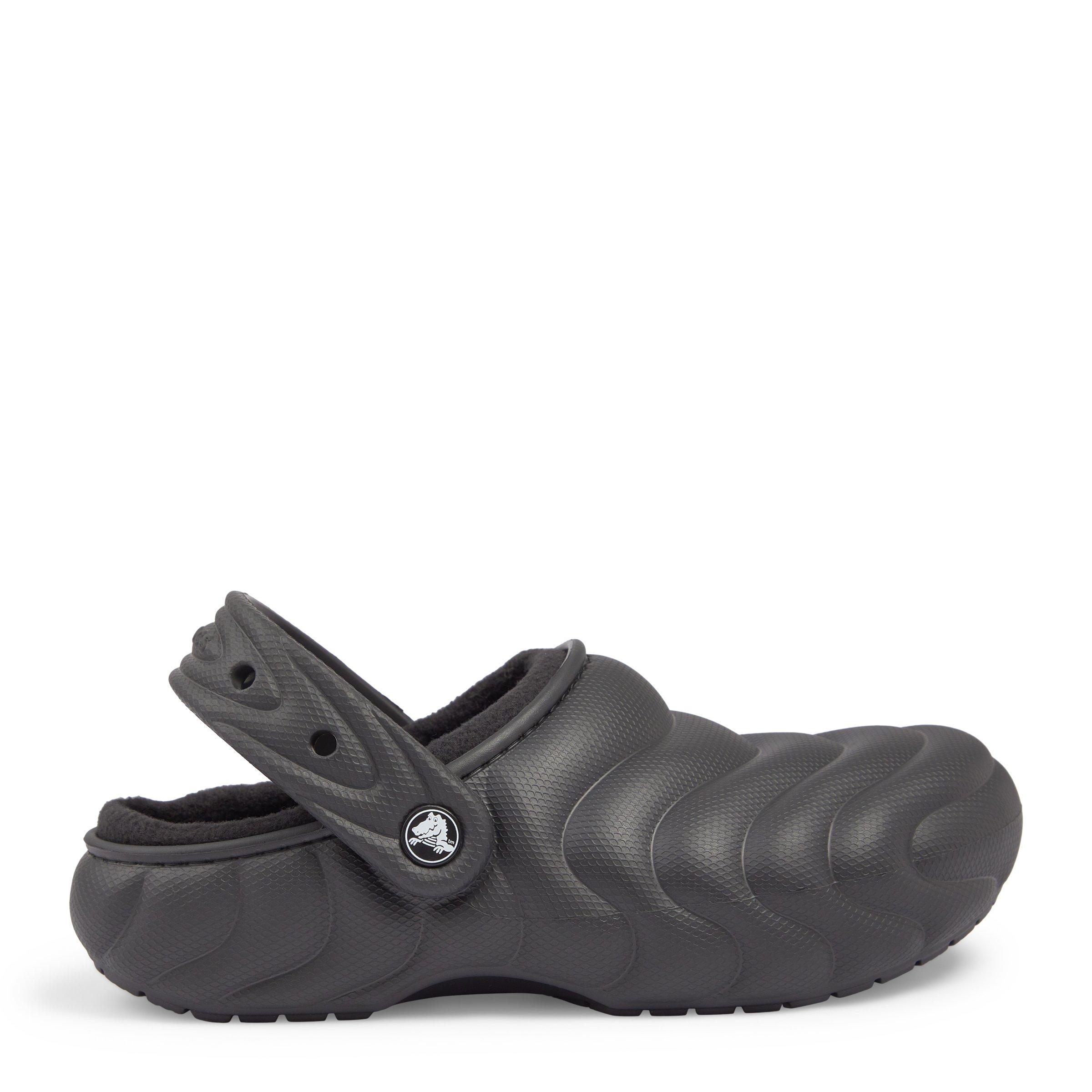 冬用 クロックス classic lined overpuff clog Black Crocs Classic Lined Overpuff Clog (3199924) | Crocs