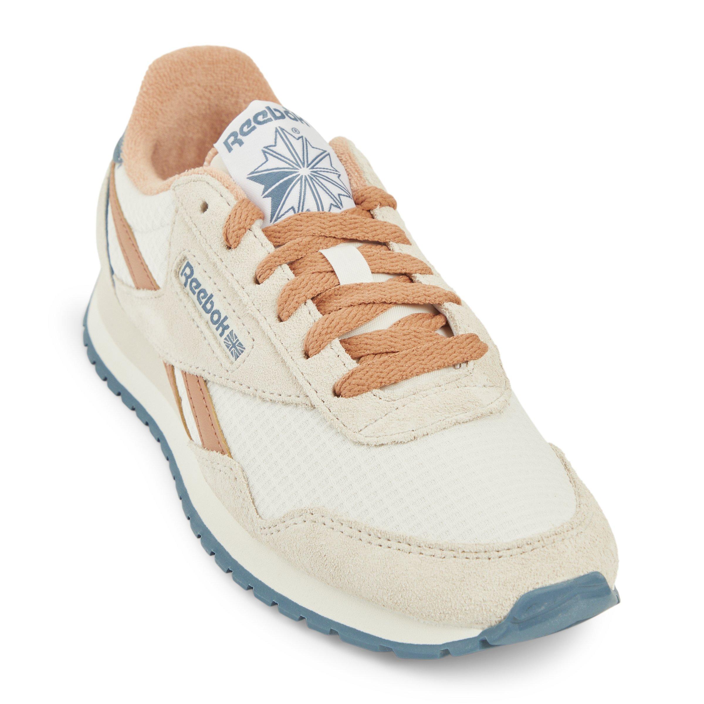Ecru Classic AZ (3210300) | Reebok