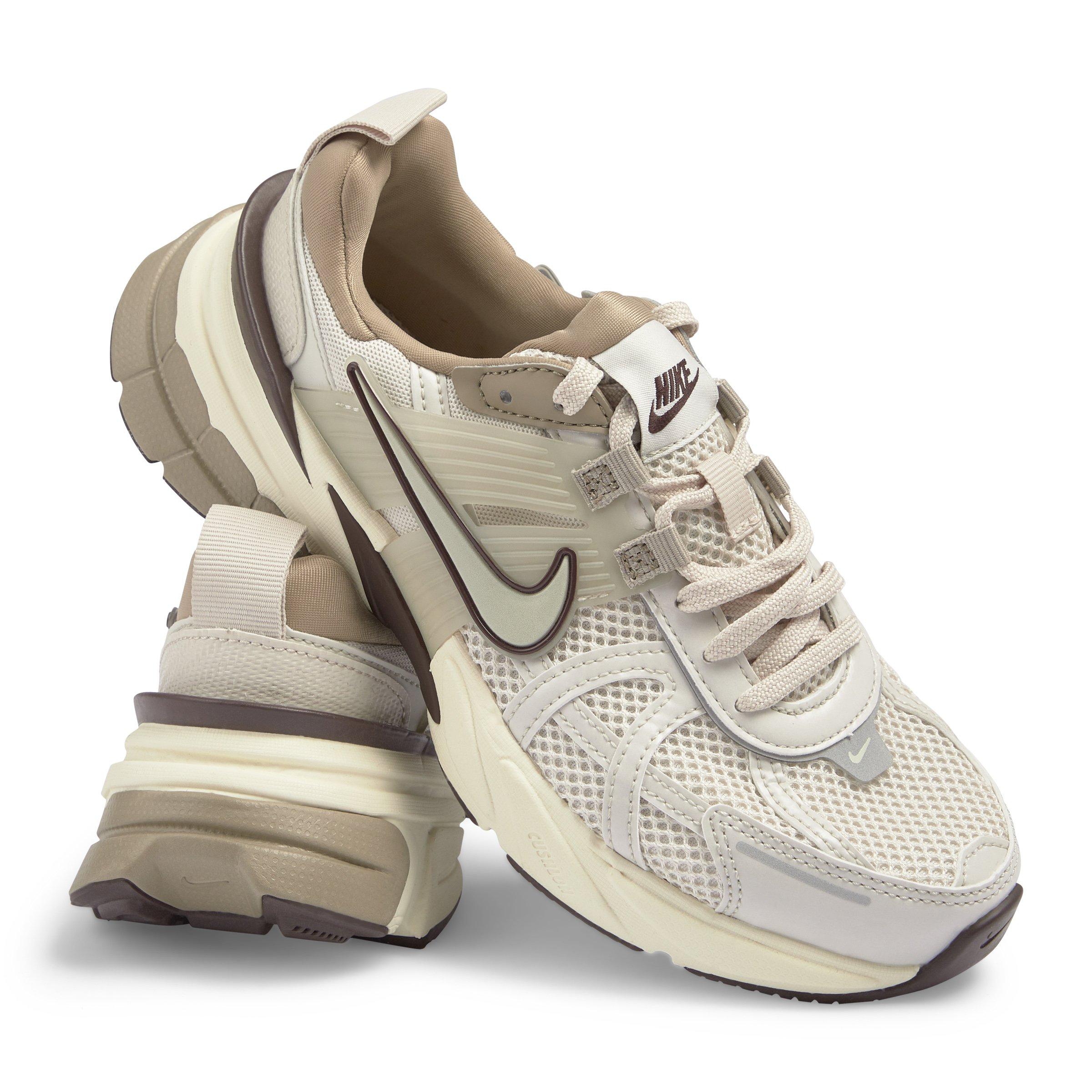 White (3220754) | Nike