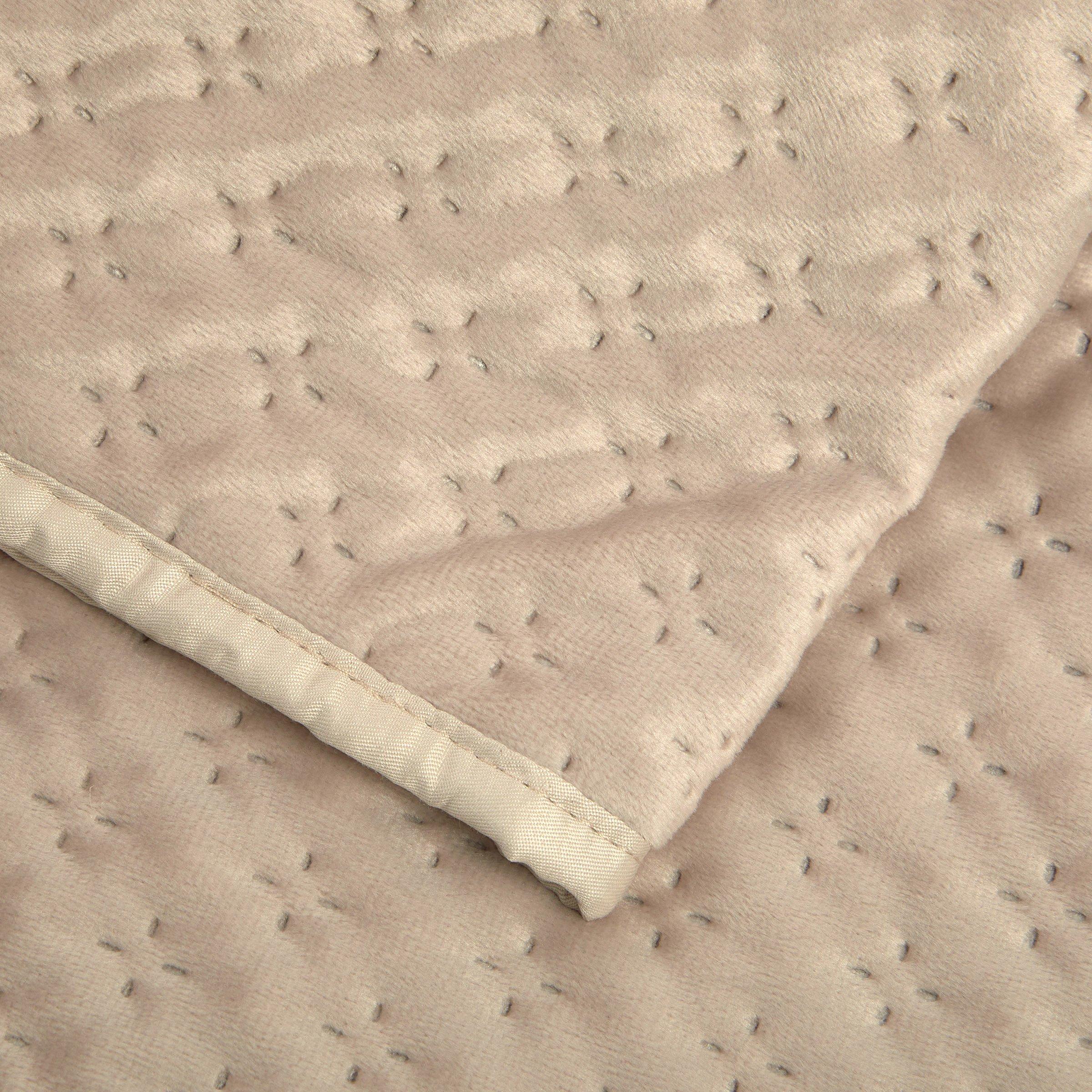 Natural Quilt (3225272) | Loads of Living