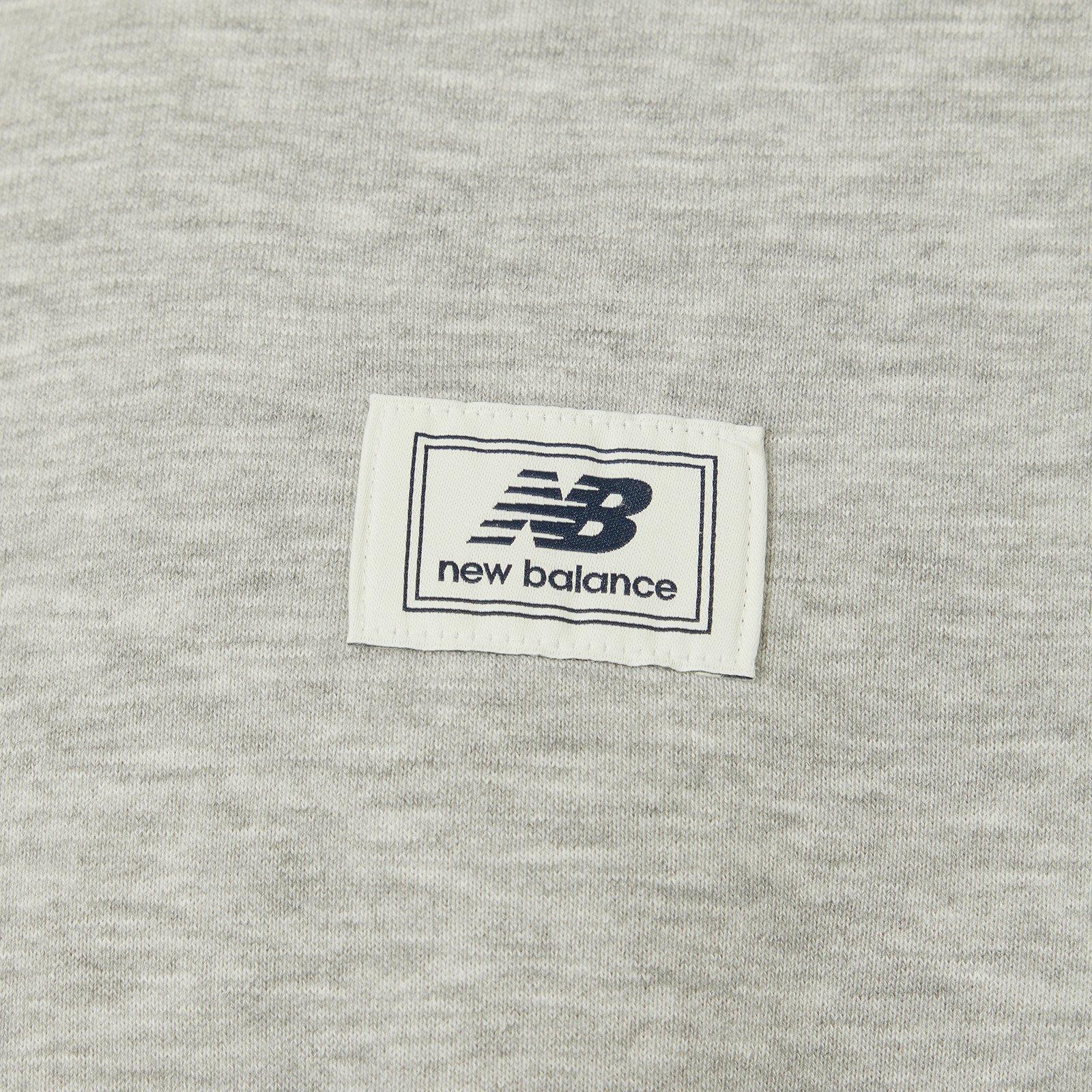 Grey Woven Label Crew (3227553) | New Balance