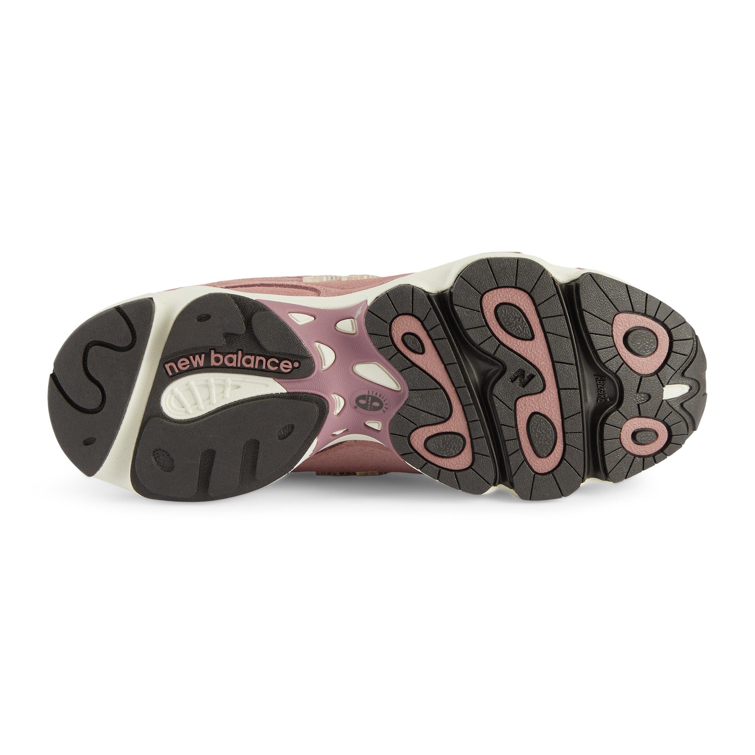Pink 1000 Sneakers (3227578) | New Balance