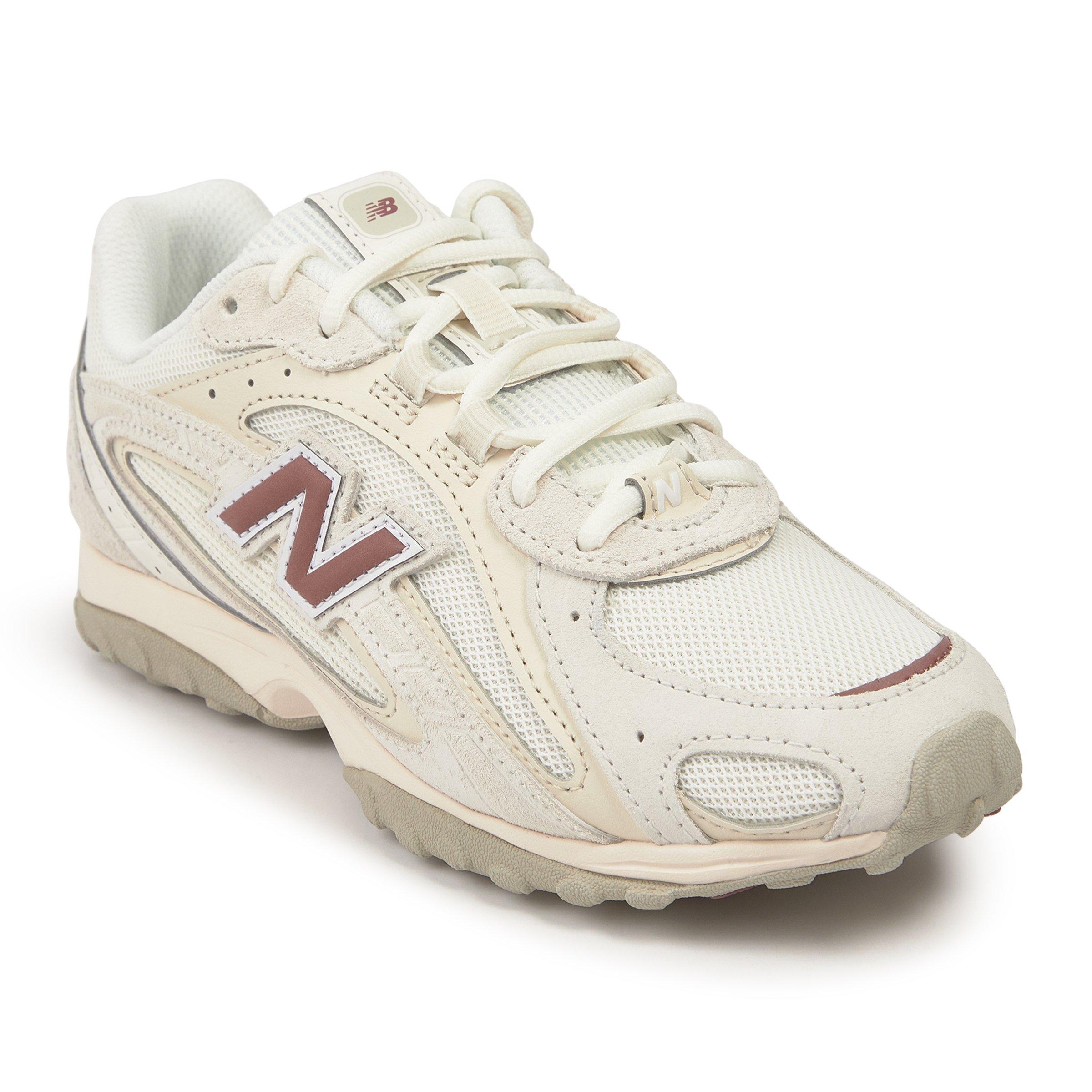 White 204L Sneakers (3227663) | New Balance