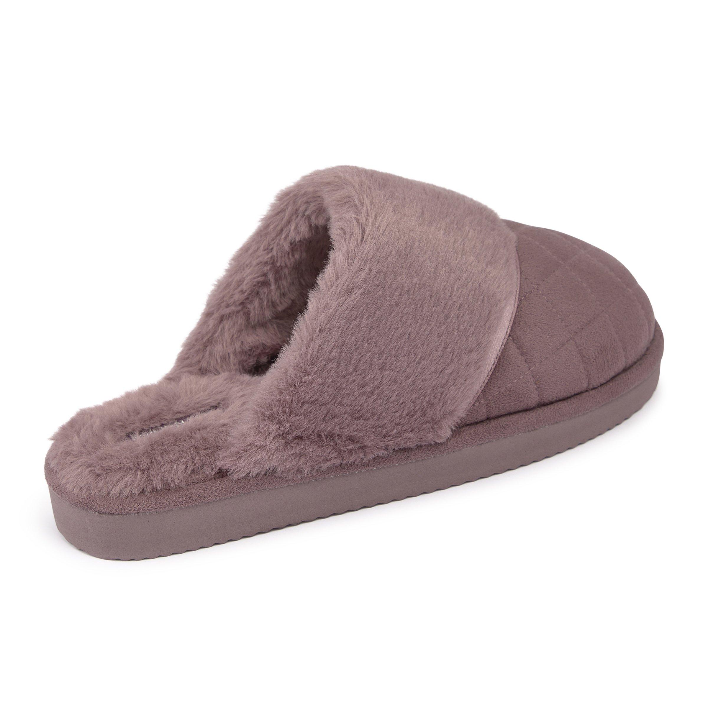 cghmuvf様　fuzzykon y Mauve Quilted Faux Fur Slippers (3233975) | Identity