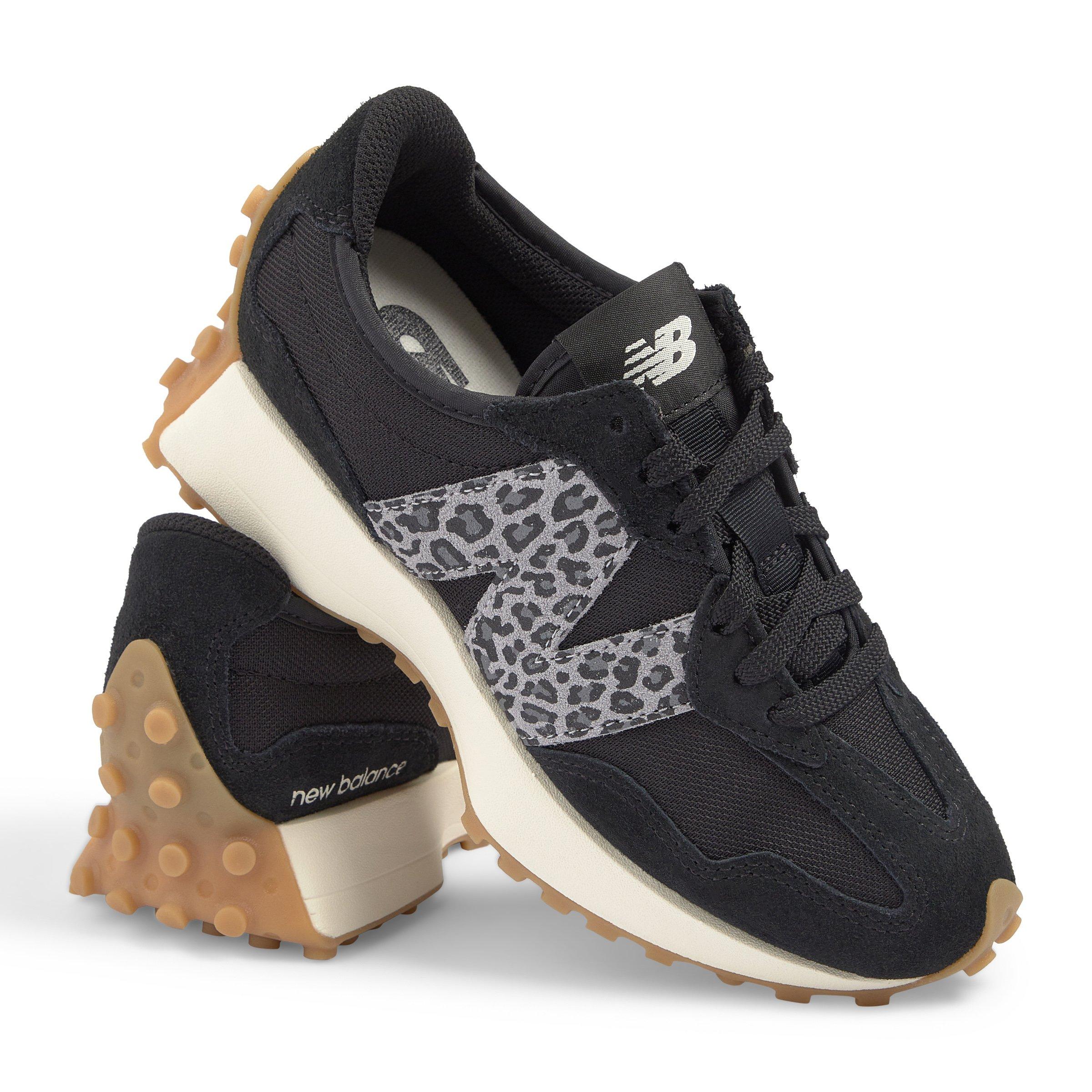 Black 327 Sneakers (3235281) | New Balance