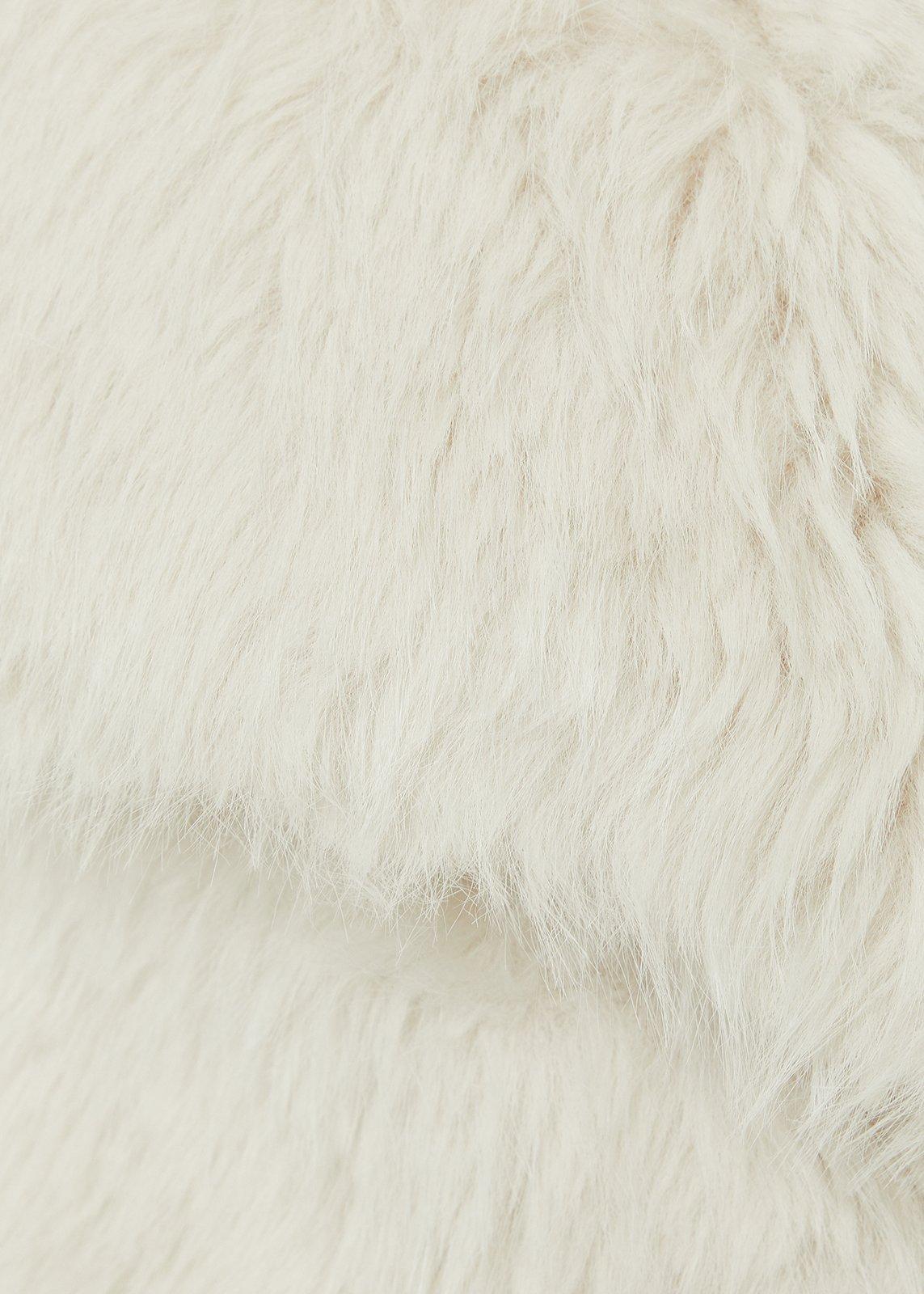 トップス HYEON fur gilet / white White Faux Fur Gilet (3236787) | Truworths