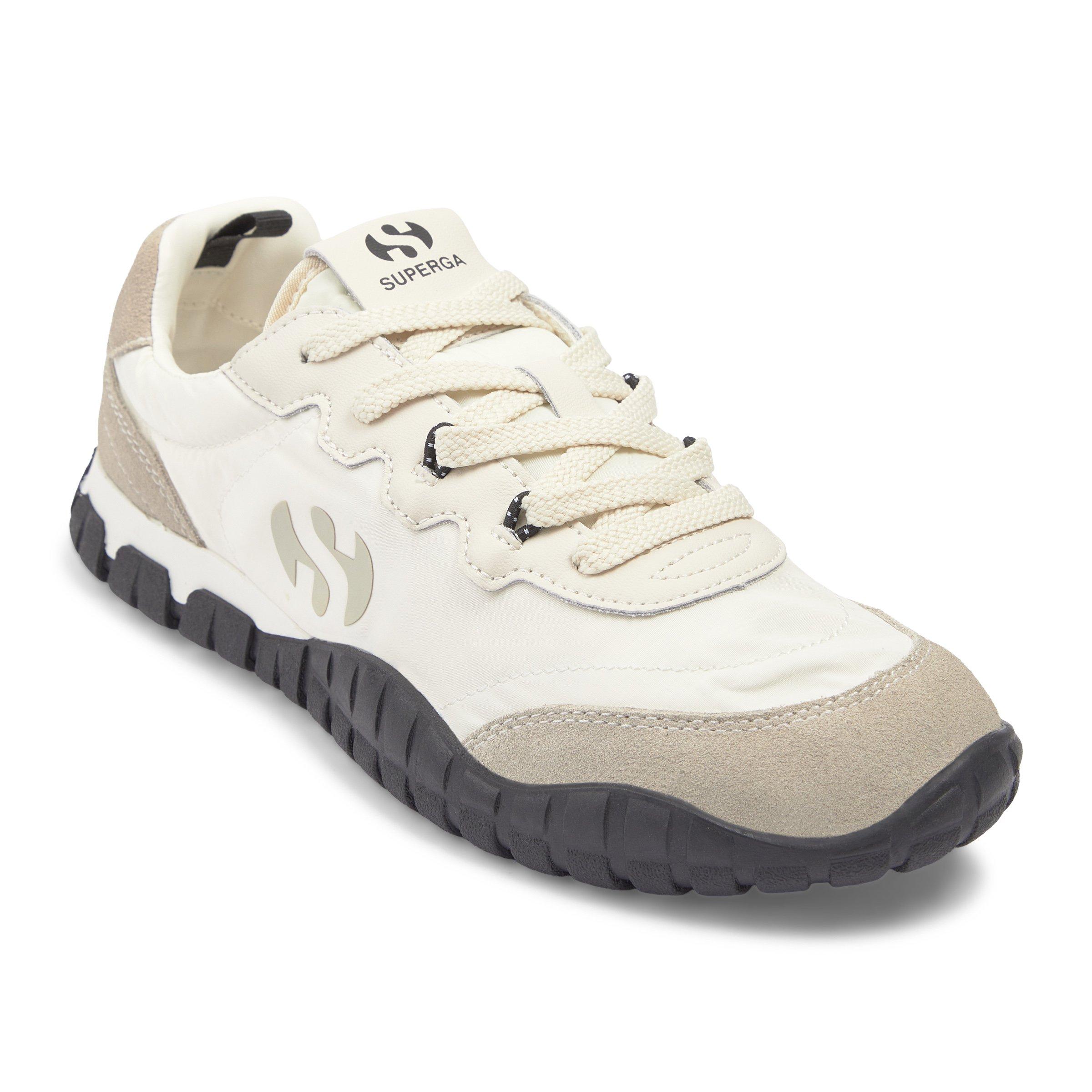 White 3890 Juno Training Urban Trek (3238920) | Superga