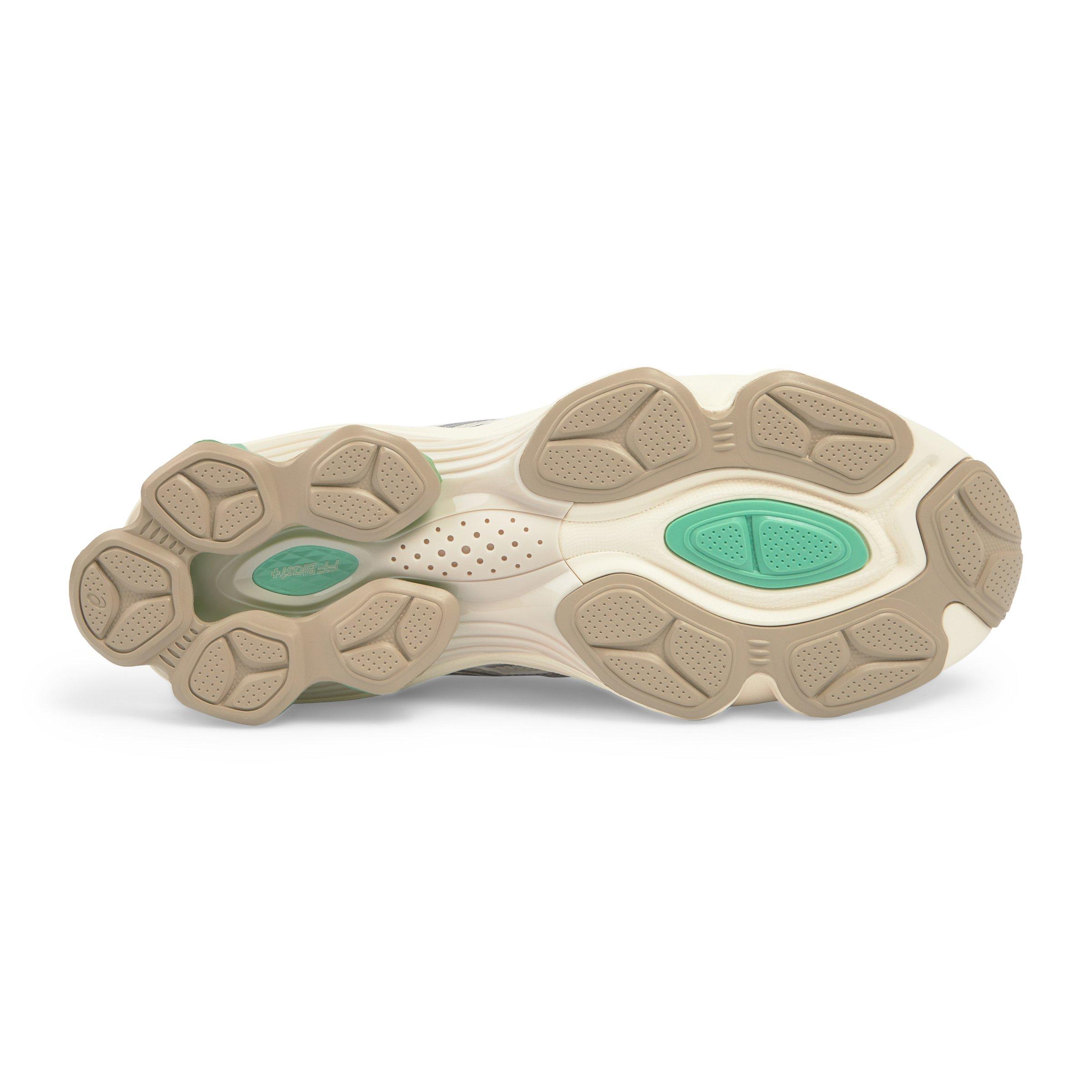 White Gel-Kinetic Fluent (3242679) | Asics