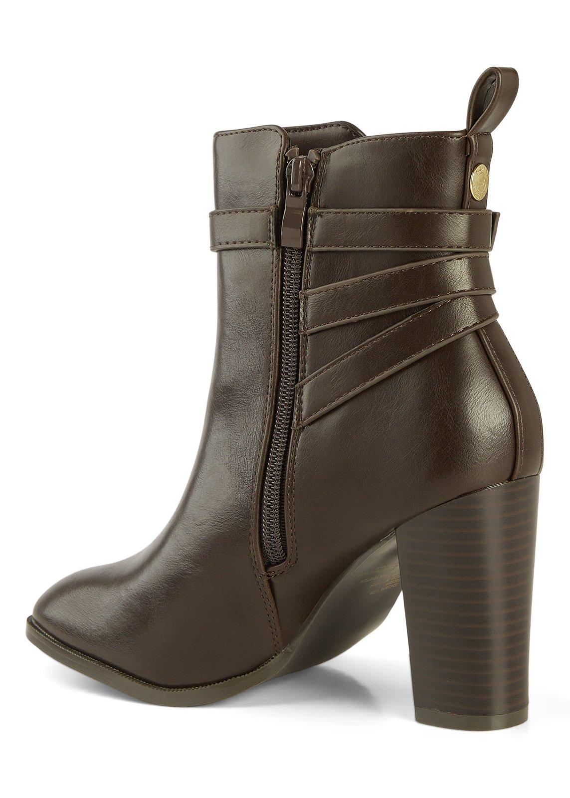 ステアハイド！TALON＆ビッグサイズ38-40相当！DACO襟付きトラッカー Brown Buckle Heeled Ankle Boot (3243874) | Daniel Hechter
