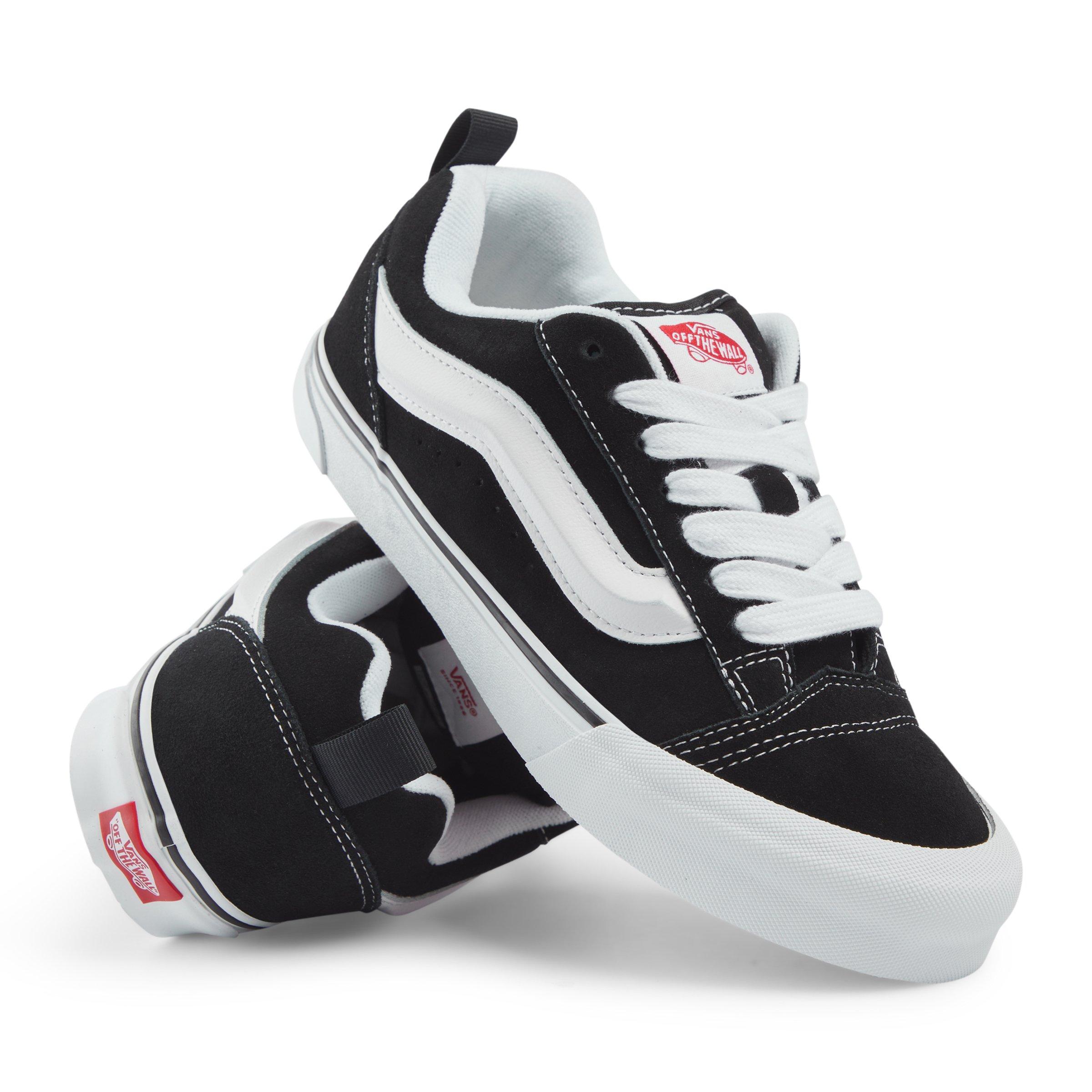 VANS 
パンツ Black Knu Skool Sneakers (3267061) | Vans