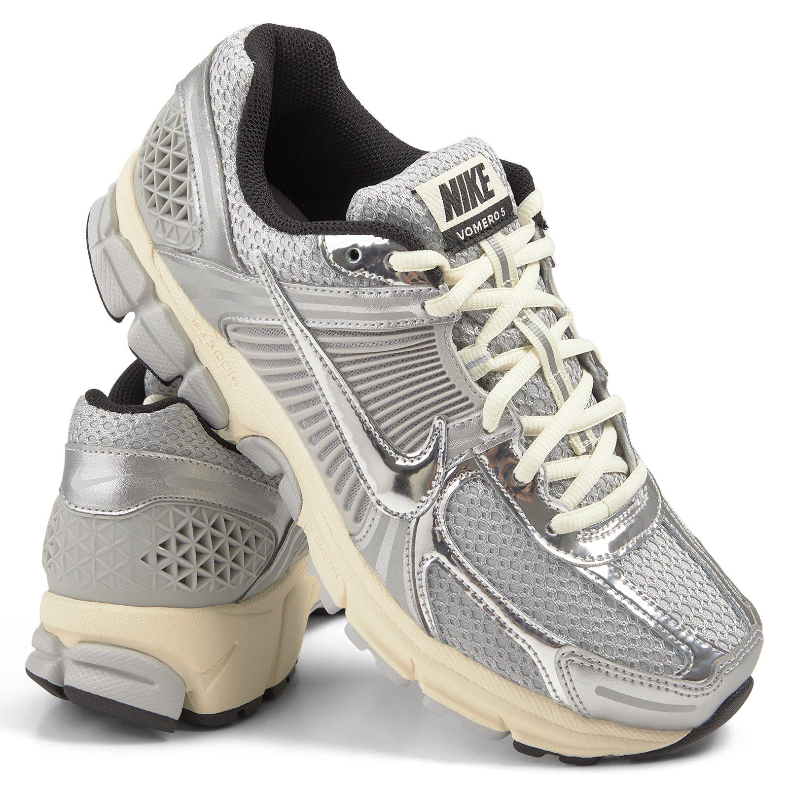 Grey Zoom Vomero 5 Sneakers (3270593) | Nike