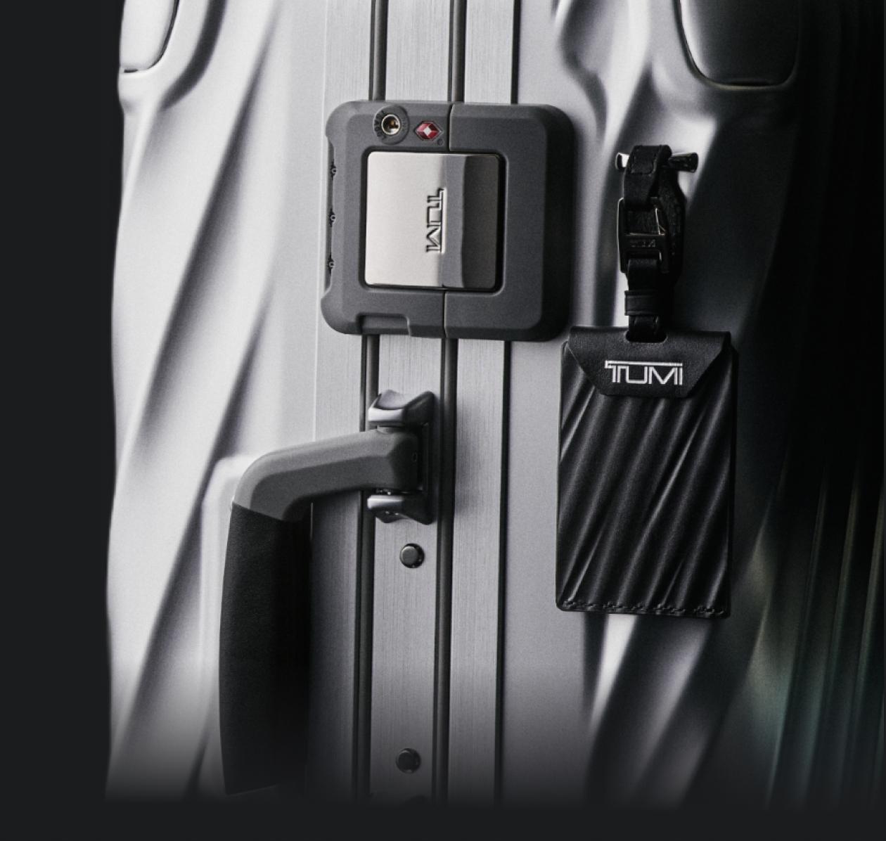 Tumi aluminum outlet