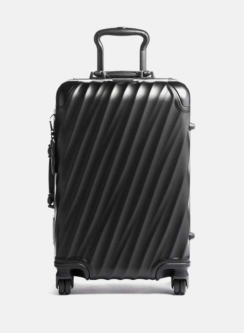 Tumi corporate clearance gifts