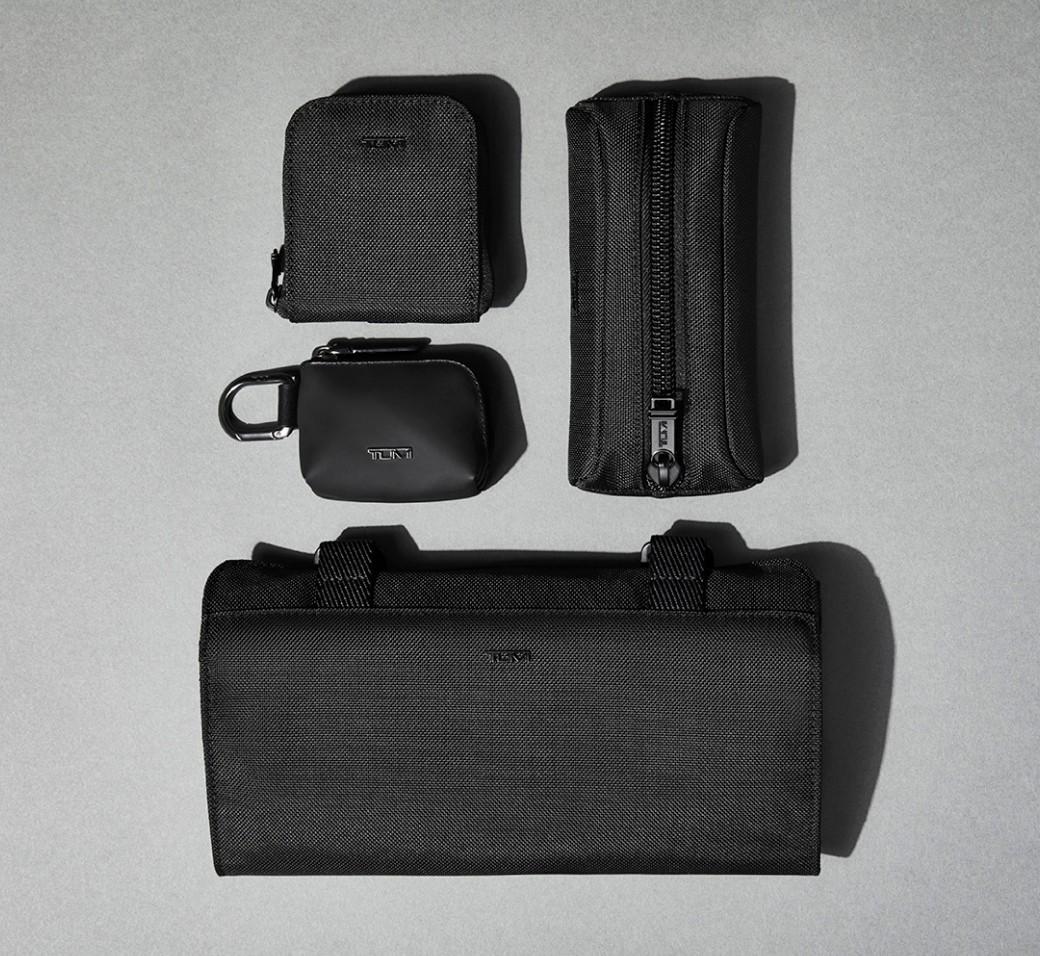 tumi accessories