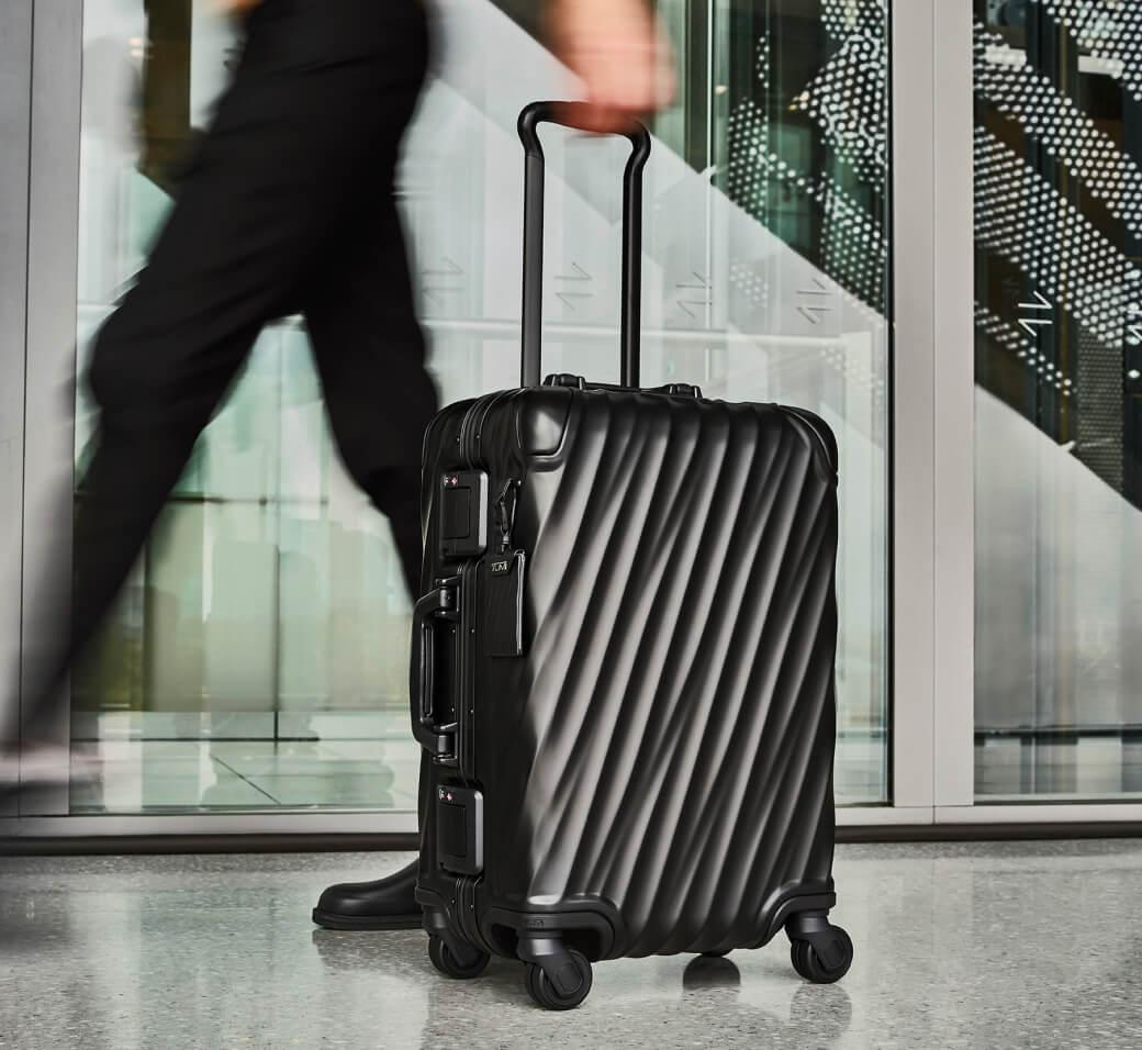 Tumi hotsell luggage price