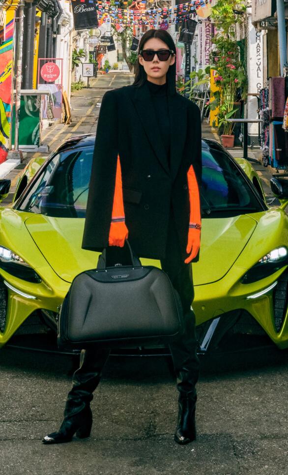 TUMI Torba podróżna MCLAREN QUANTUM kolor czarny