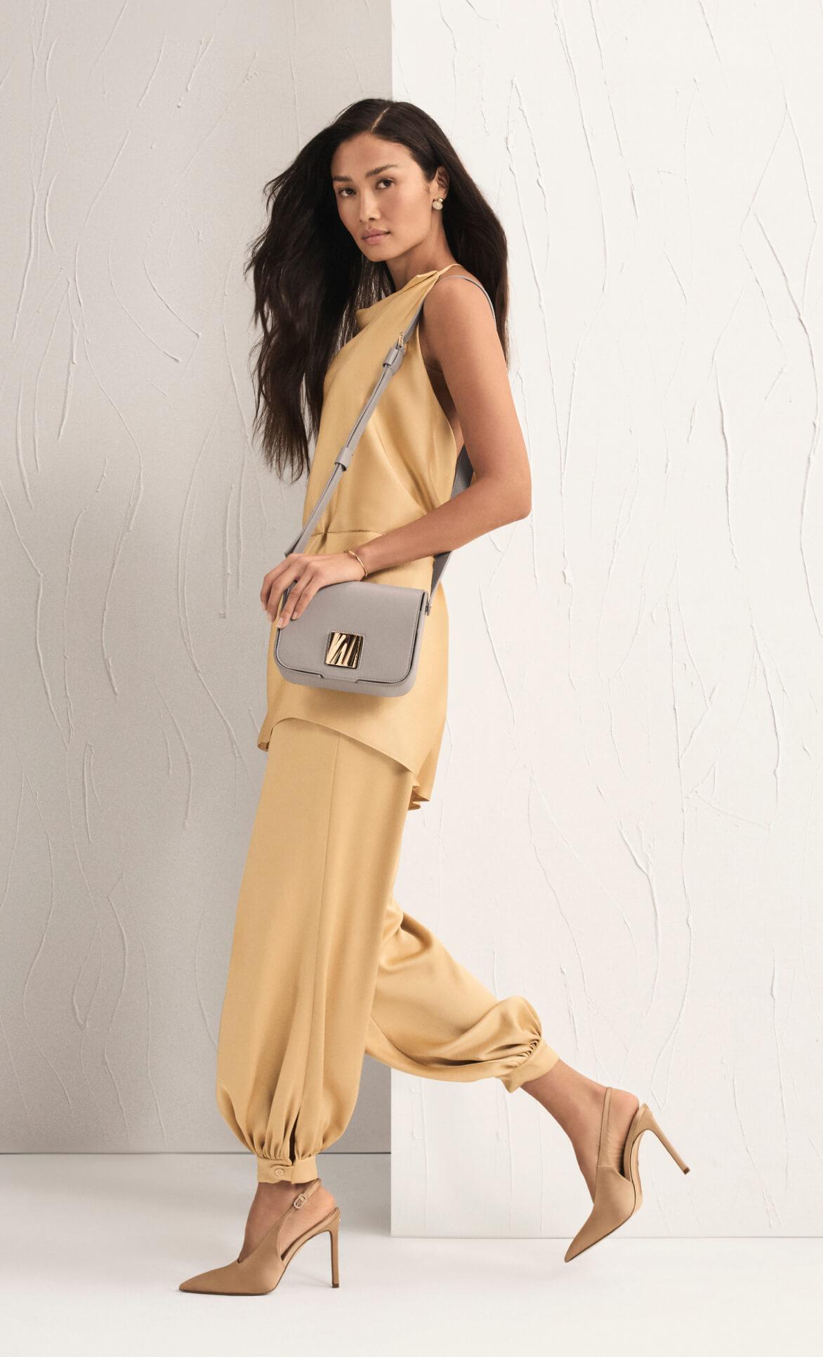 Shop All Green Bags: Work, Travel & Everyday Green Bags | Tumi US