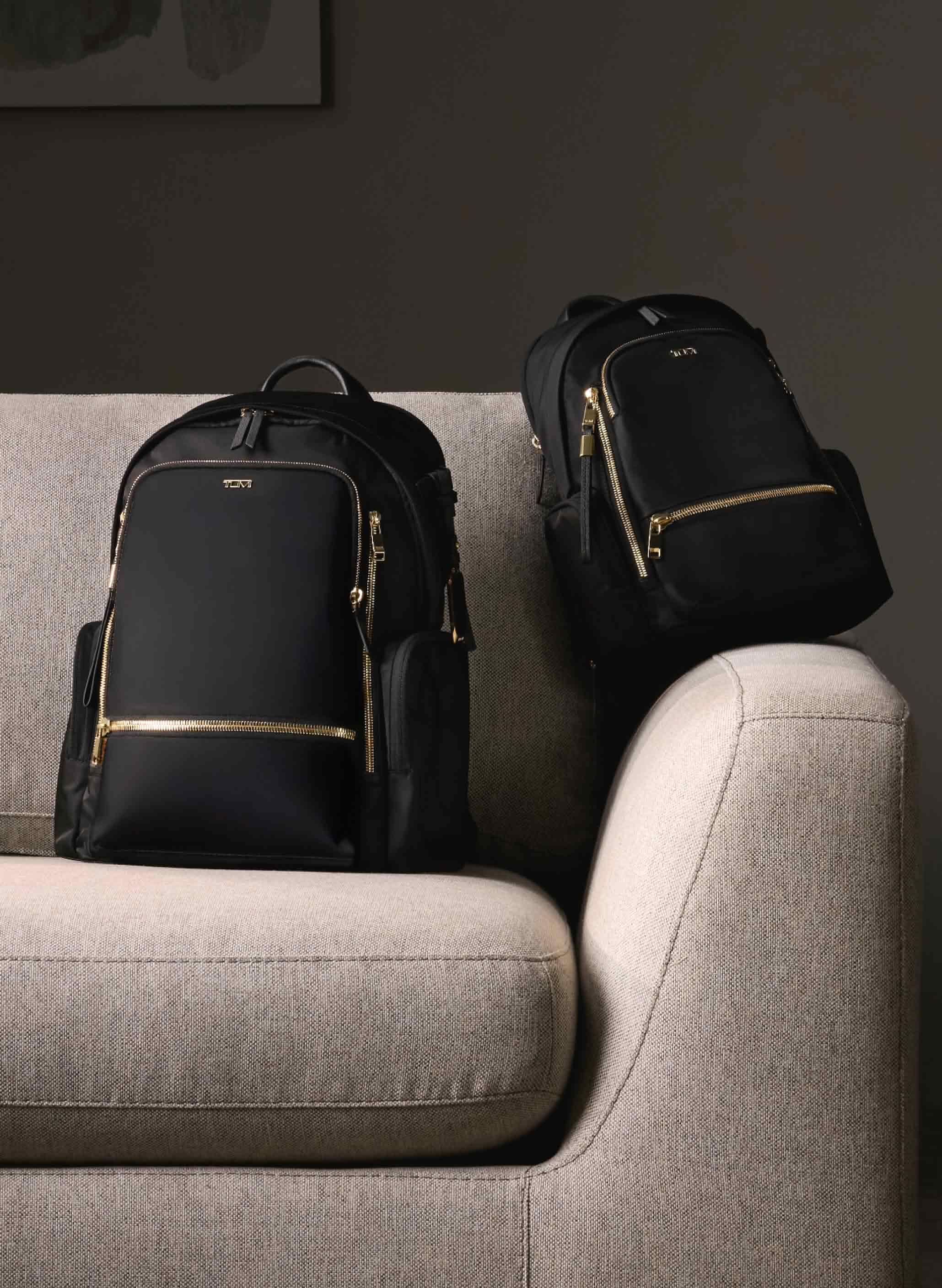 Voyageur bags