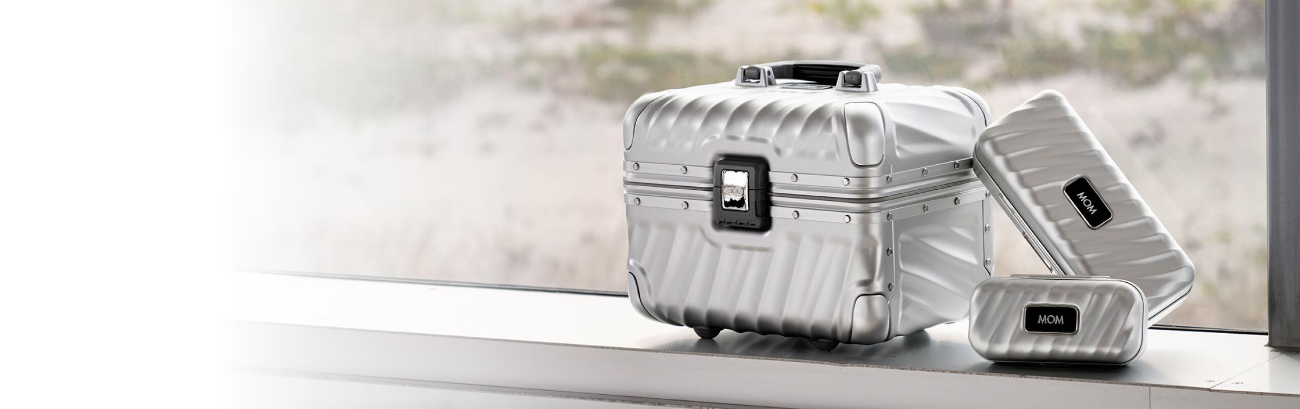 19 Degree Aluminum Collection | Tumi US 19 Degree Aluminum Collection | Tumi US