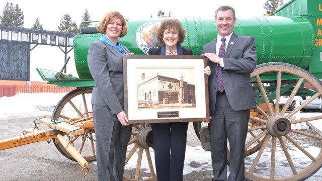 UFA President & CEO, Carol Kitchen; Lieutenant Governor of Alberta, Honourable Lois Mitchell, and UFA Board Chair, Kevin Hoppins