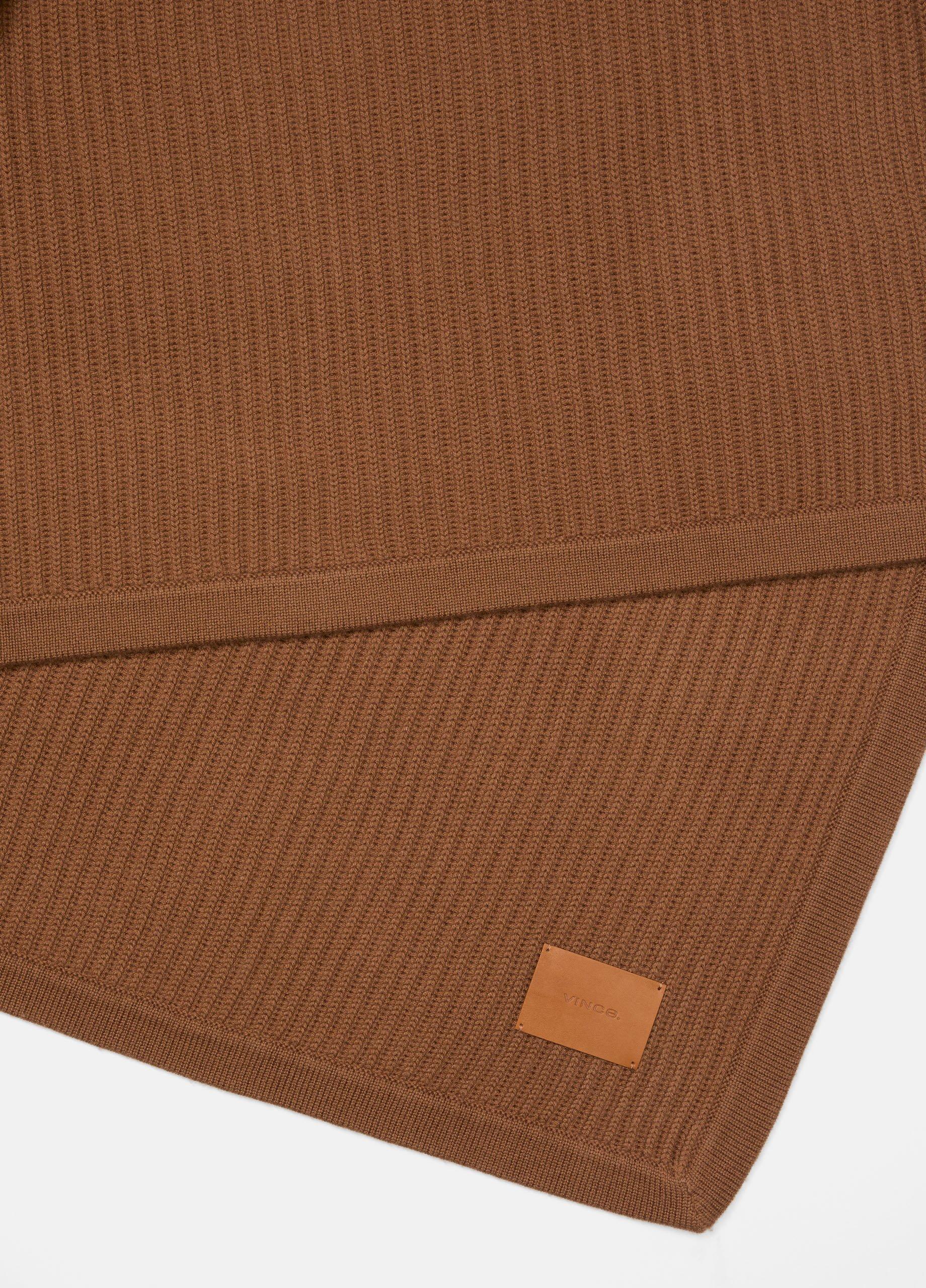 Wool and Cashmere Cardigan-Stitch Throw image number 3