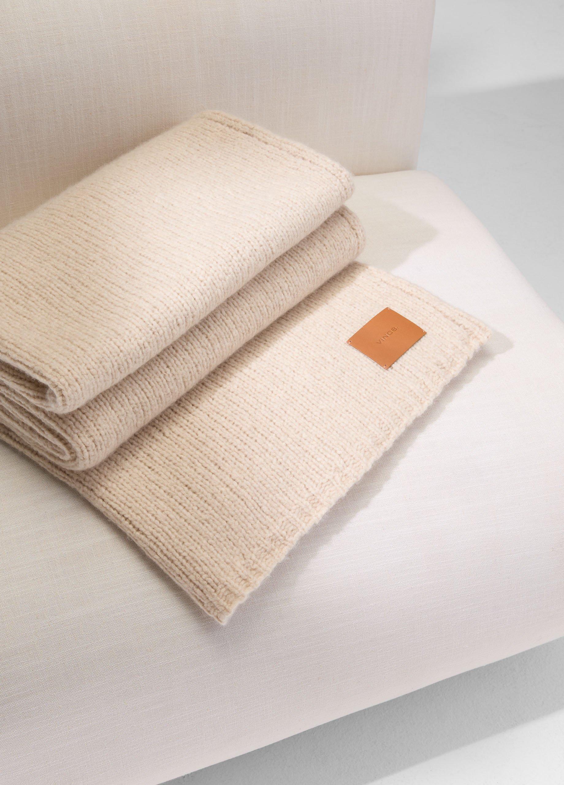 Cashmere-Silk Jersey Throw image number 2
