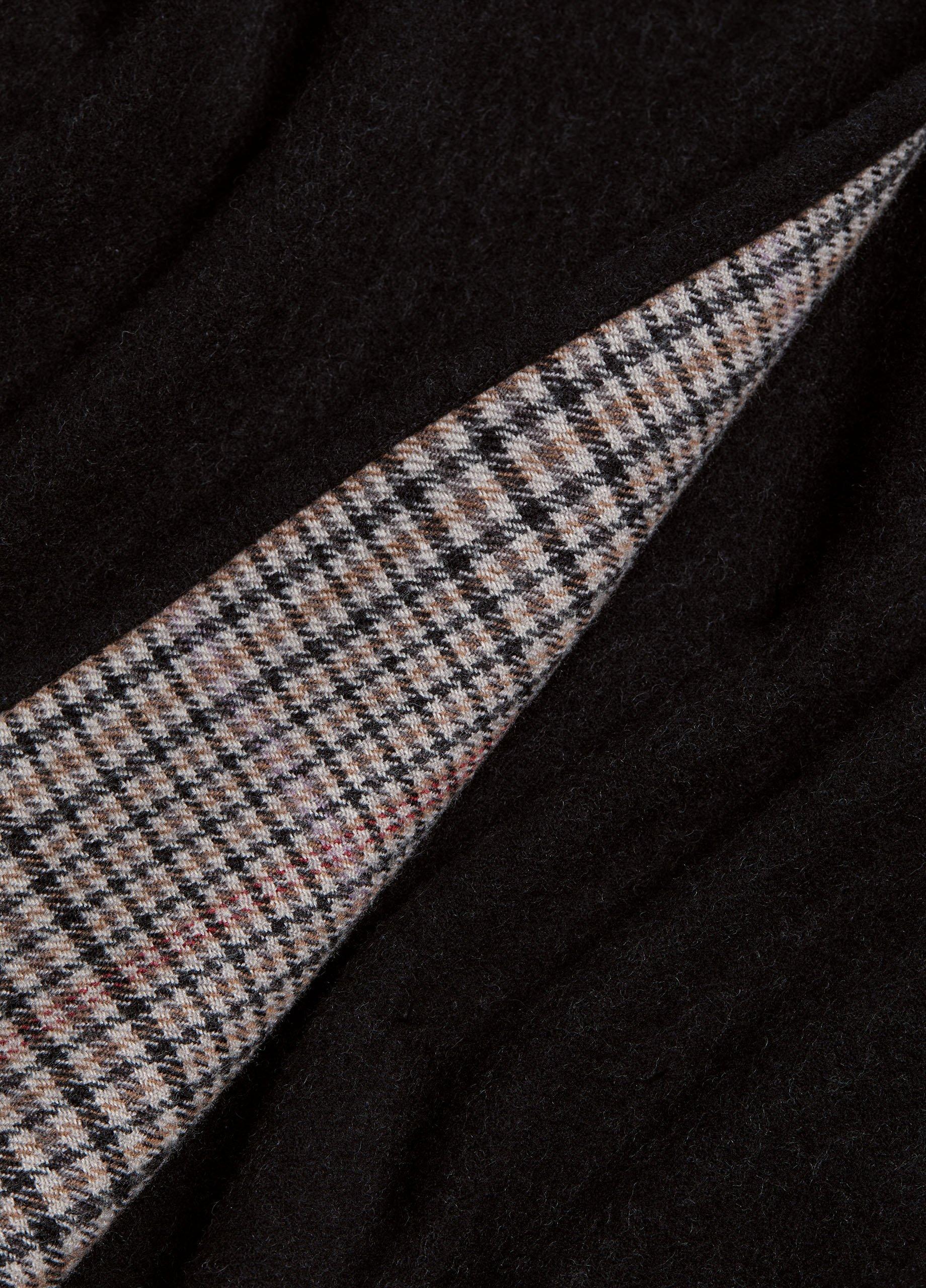 Double-Face Cashmere Cape image number 2