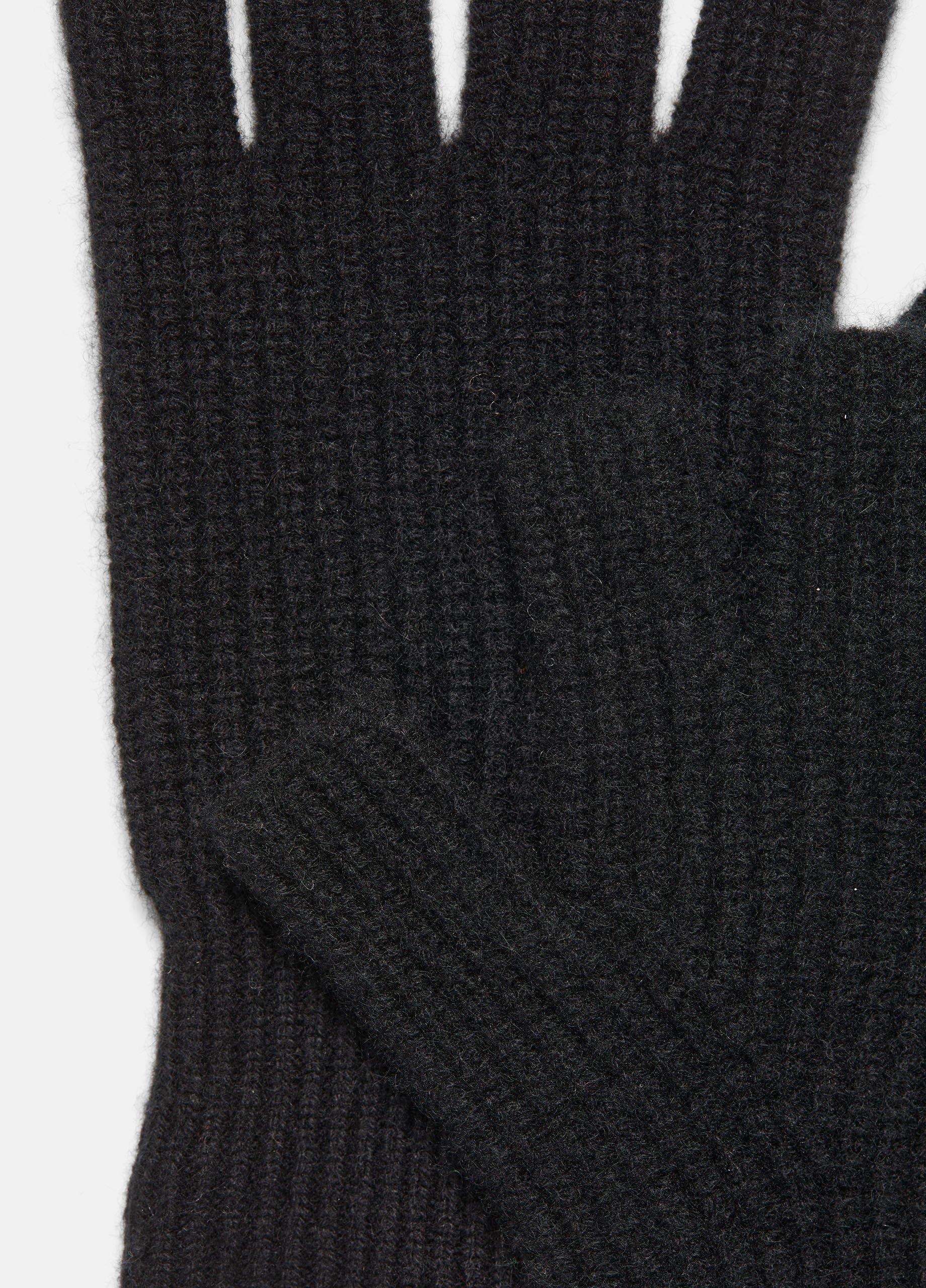 Plush Cashmere Rib-Knit Fingerless Glove image number 1