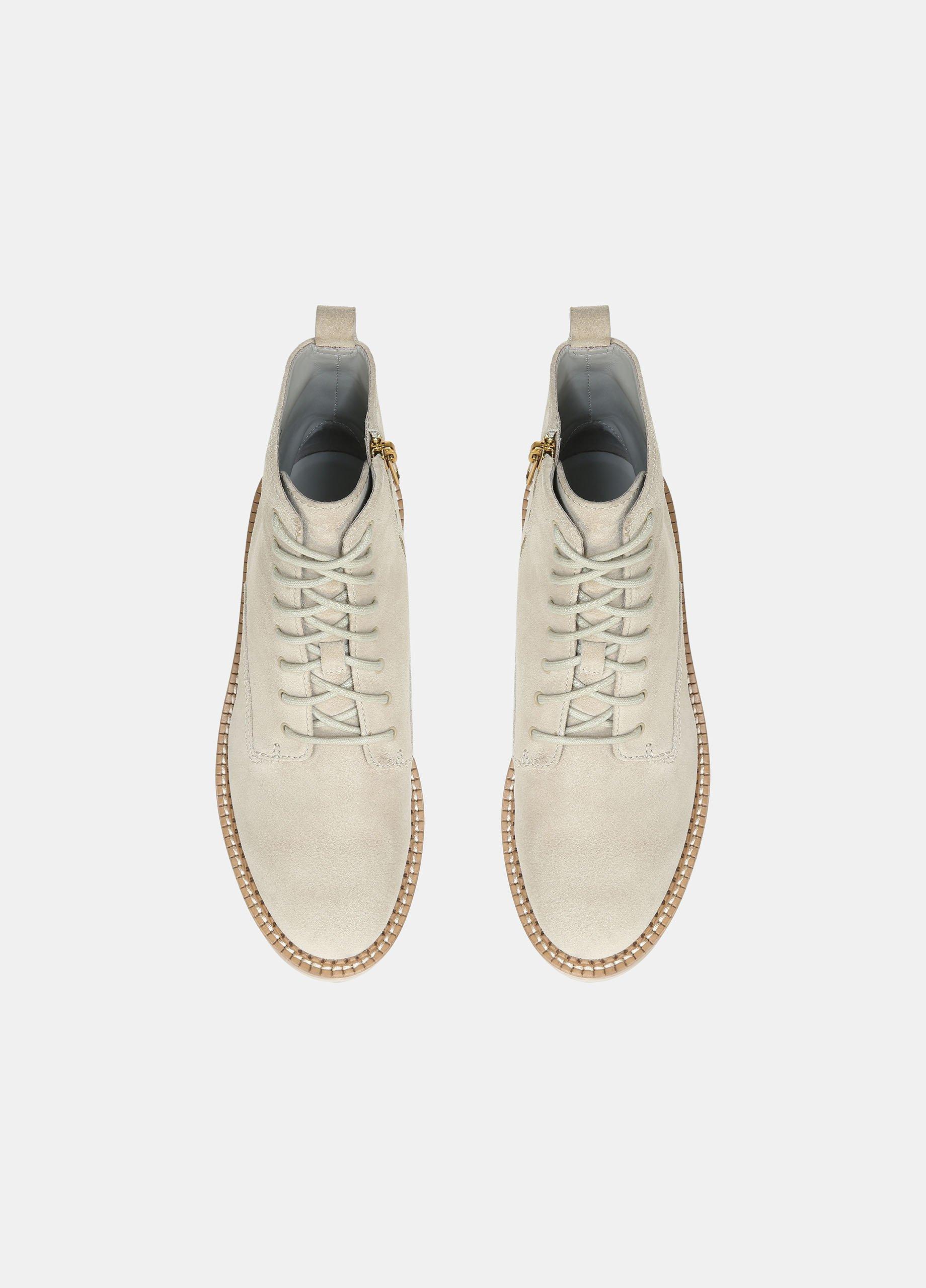 suede cabria lug boot