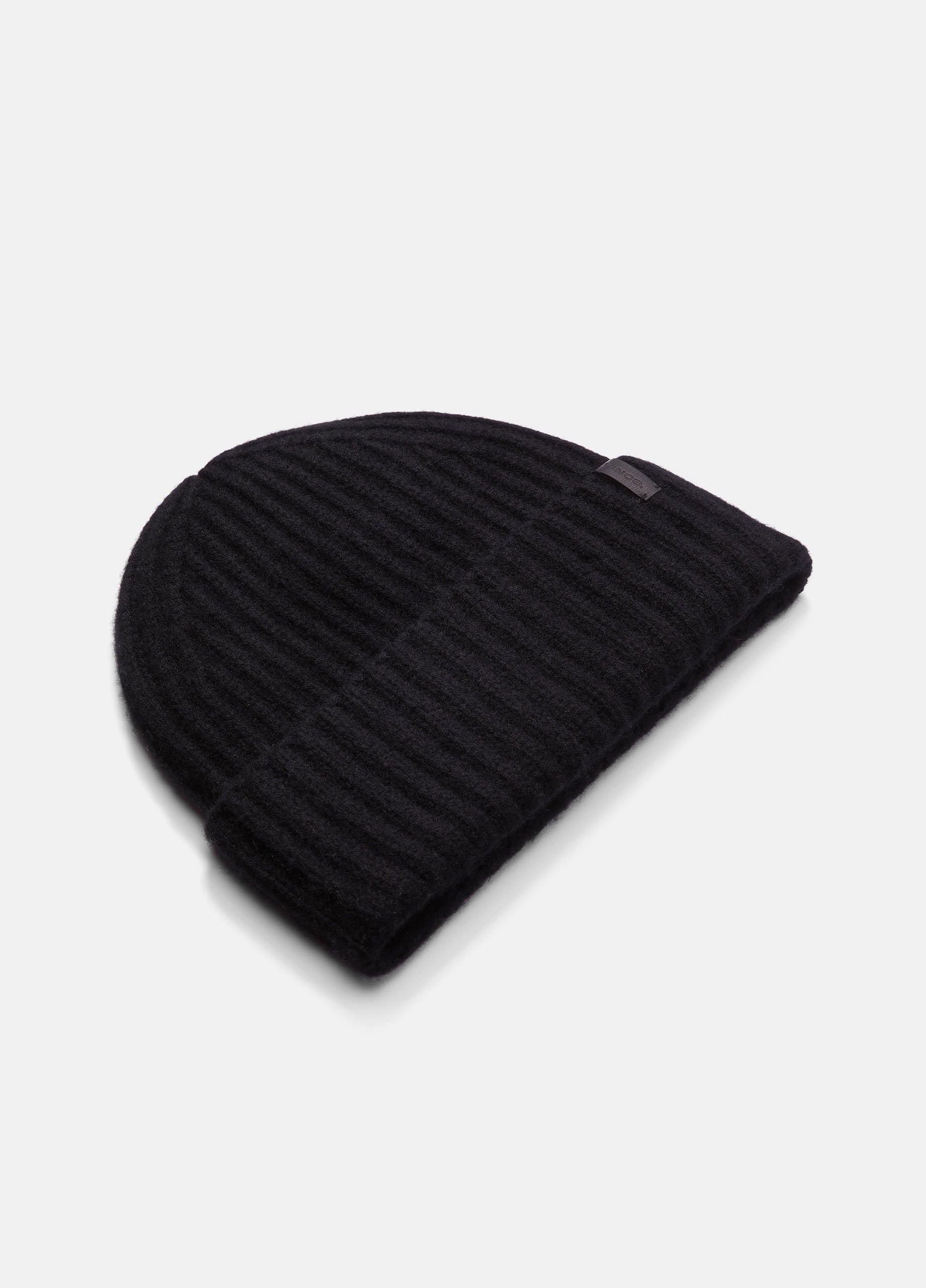 Plush Cashmere Chunky-Knit Beanie image number 1