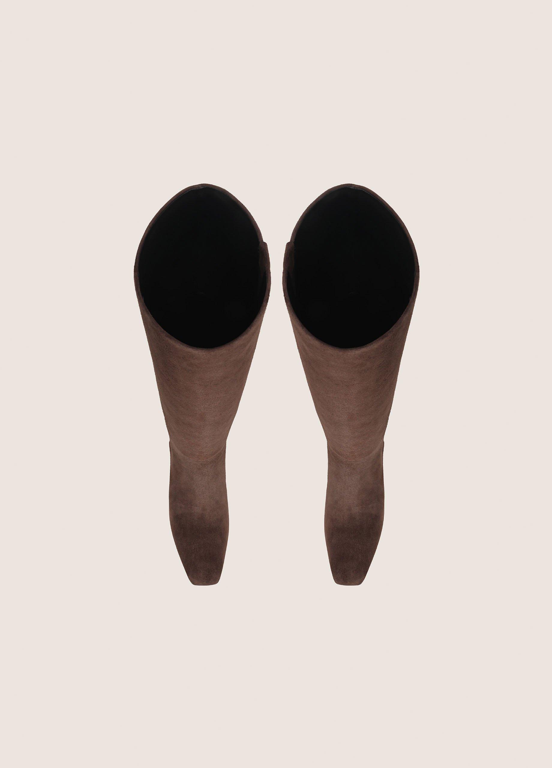 Lilith Suede Wide-Calf Knee Boot image number 3