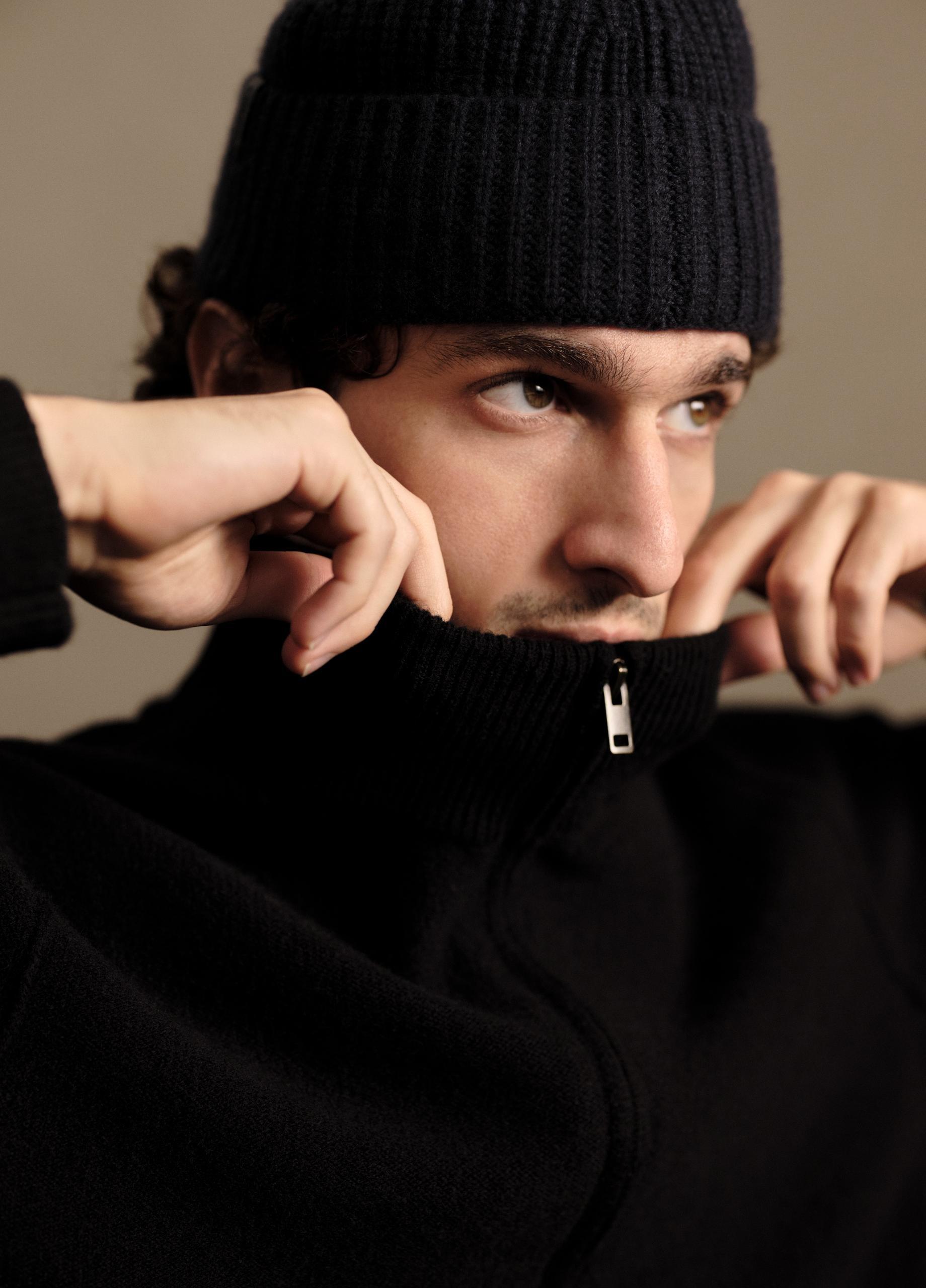 Plush Cashmere Full-Zip Sweater image number 4