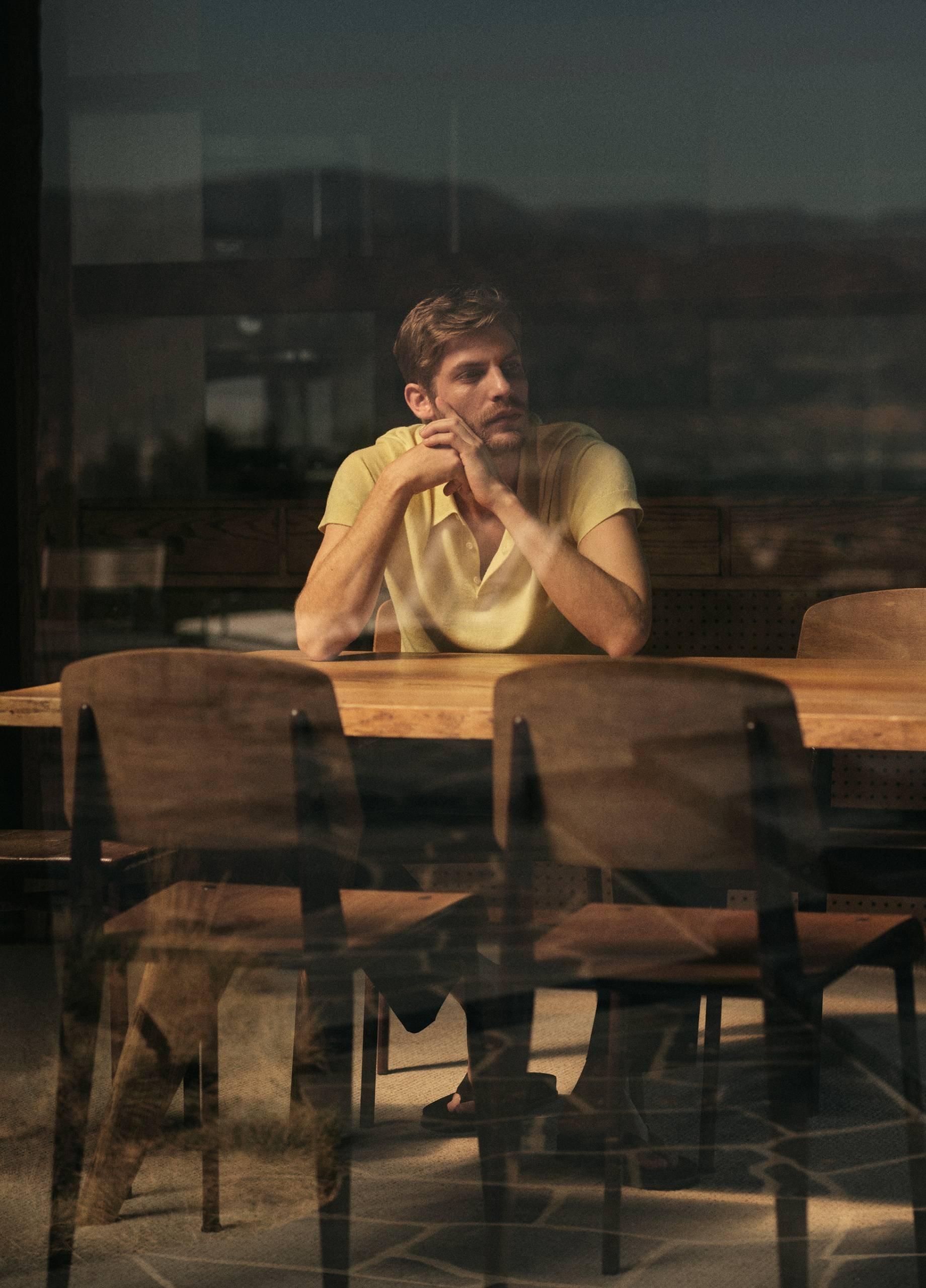 Featherweight Merino Wool-Cashmere Polo Sweater image number 5