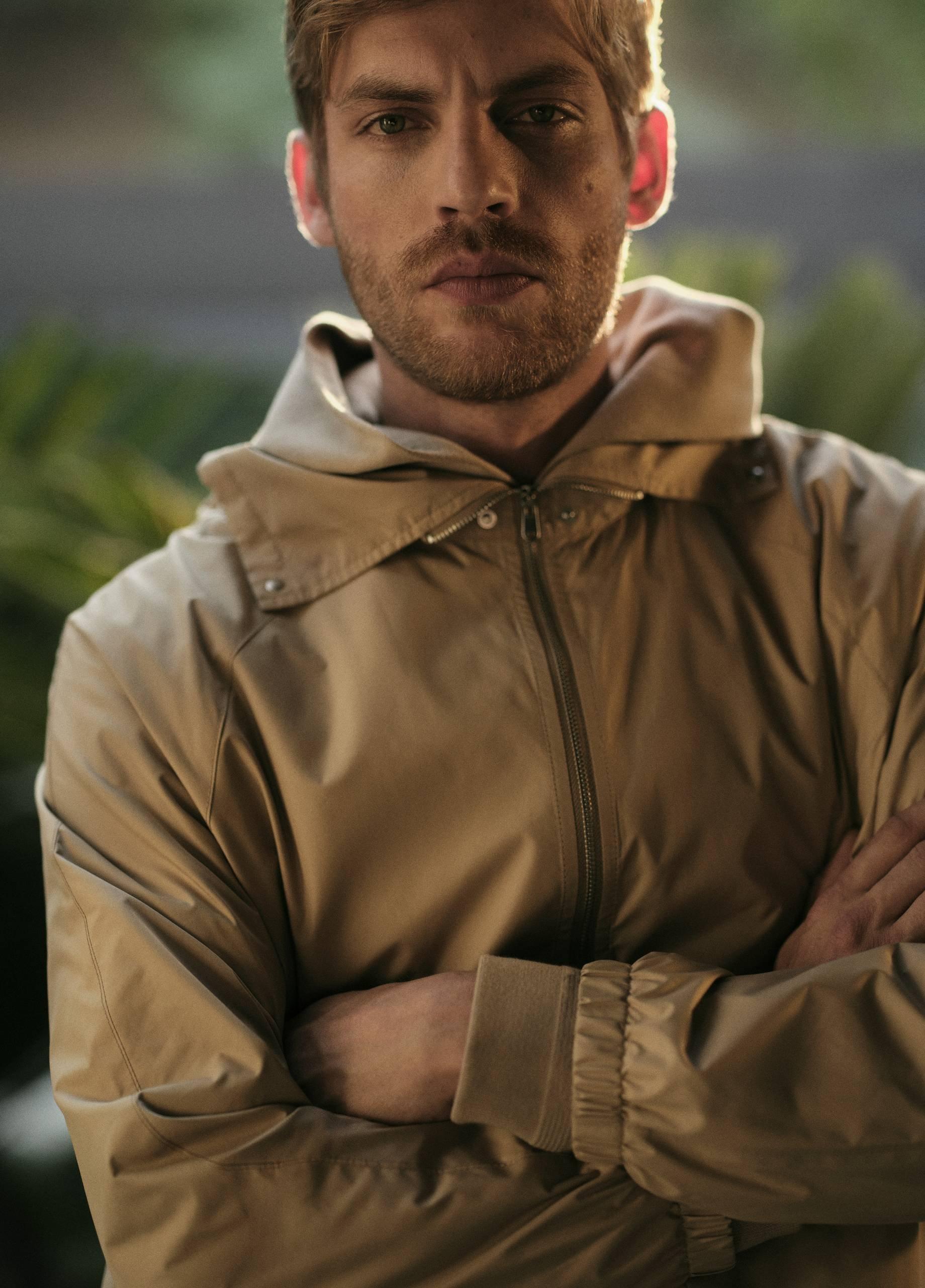 Lightweight Hooded Windbreaker image number 5