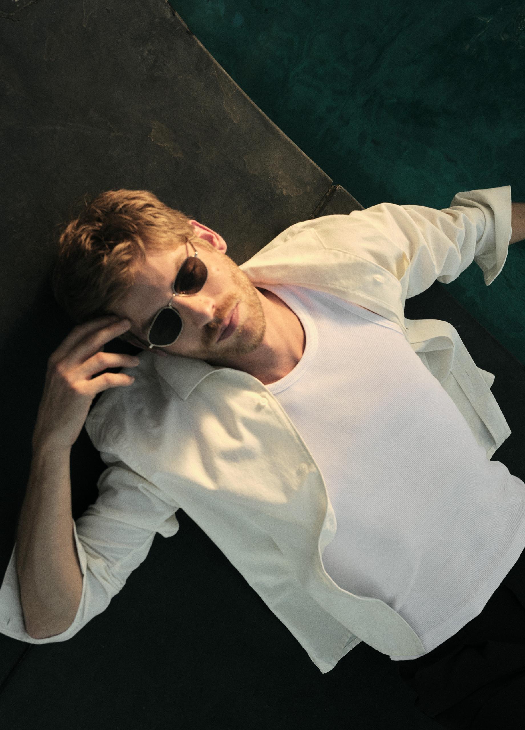 Cotton Chambray Button-Front Shirt image number 5