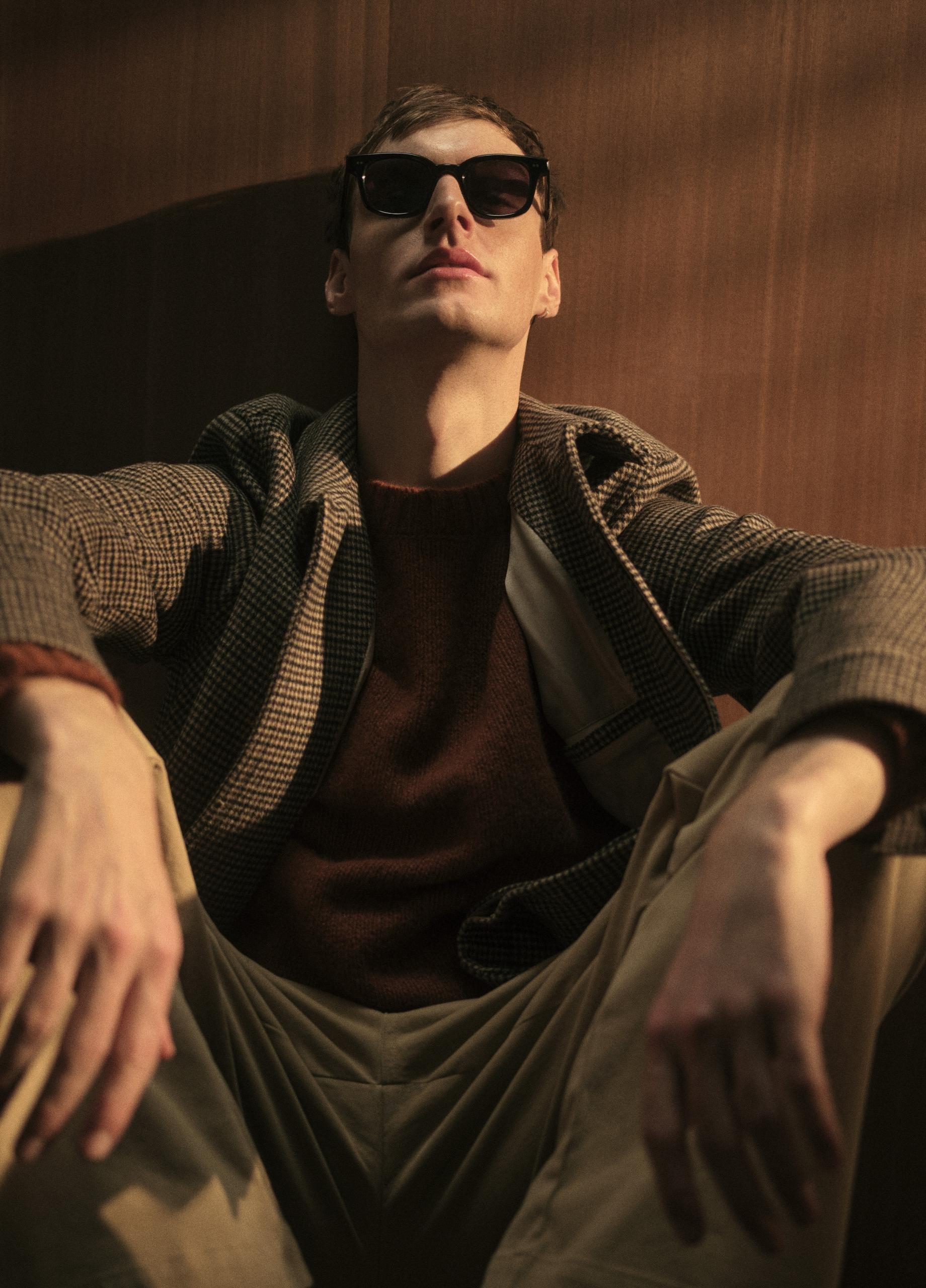 Donegal Cashmere Raglan-Sleeve Sweater image number 4