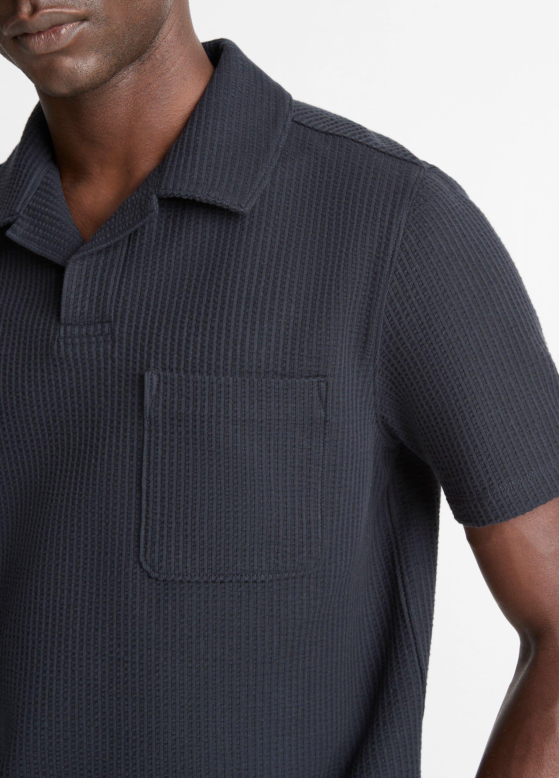 (取寄) ヴィンス メンズ シアサッカー ニット ショート スリーブ ジョニー カラー Vince men Seersucker Knit Short Sleeve Johnny Collar Coastal Seersucker-Knit Stretch-Cotton Short-Sleeve Johnny-Collar Shirt in